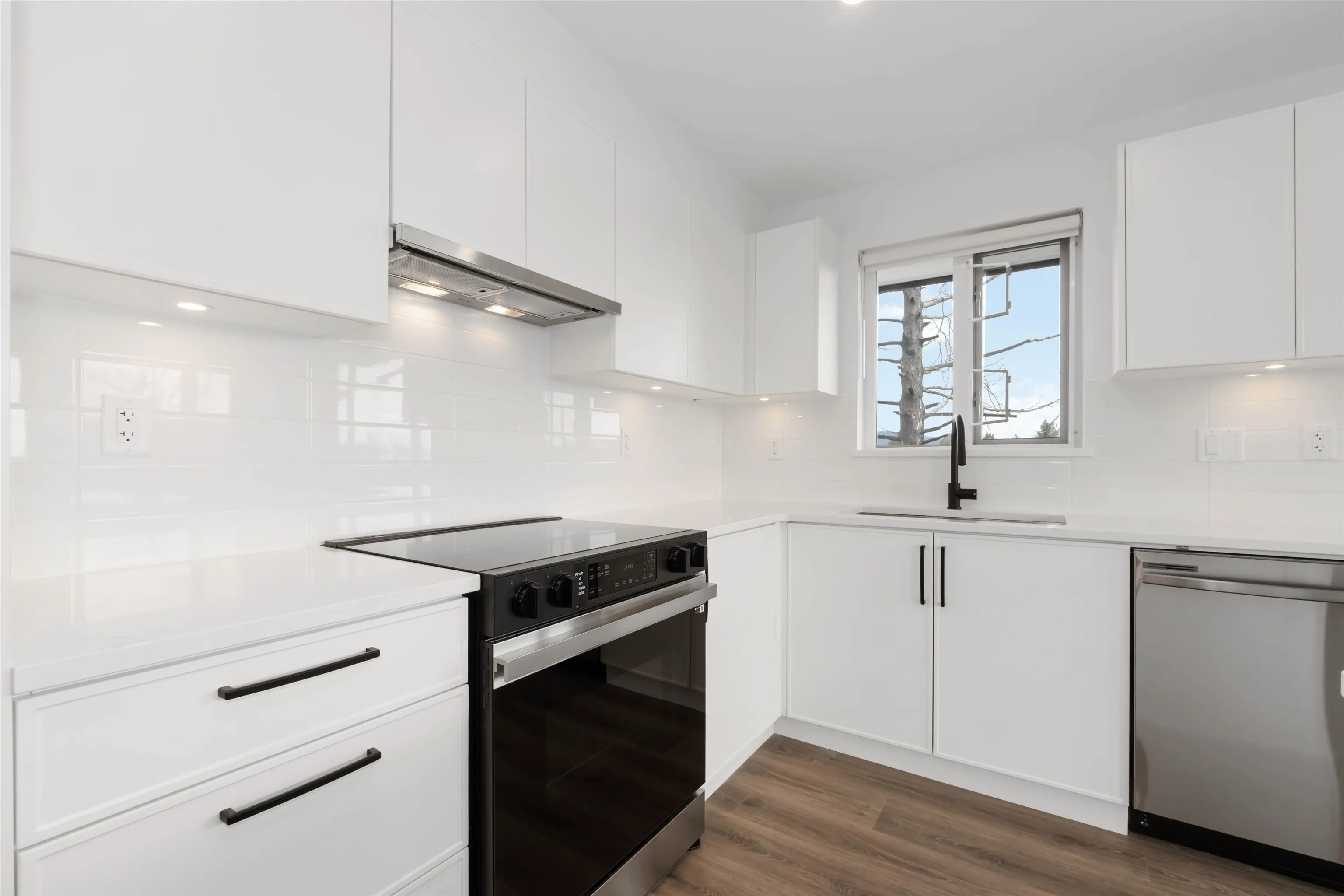 22575 Brown Avenue #407