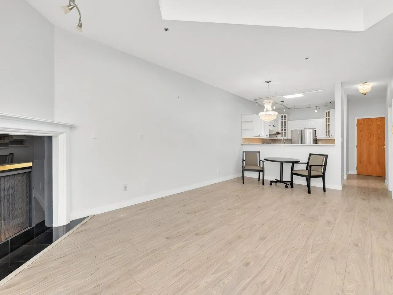 8651 Ackroyd Road #315