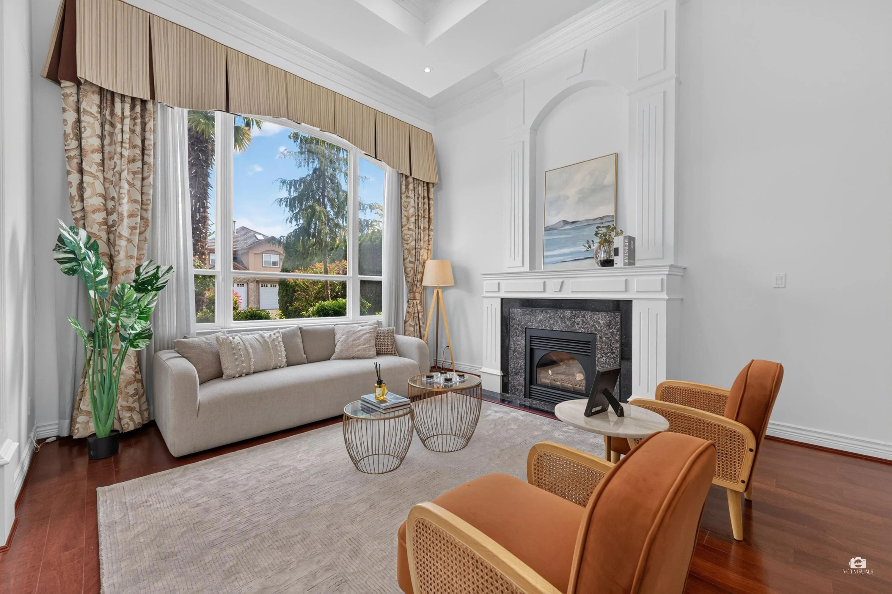 6286 Dunsmuir Crescent