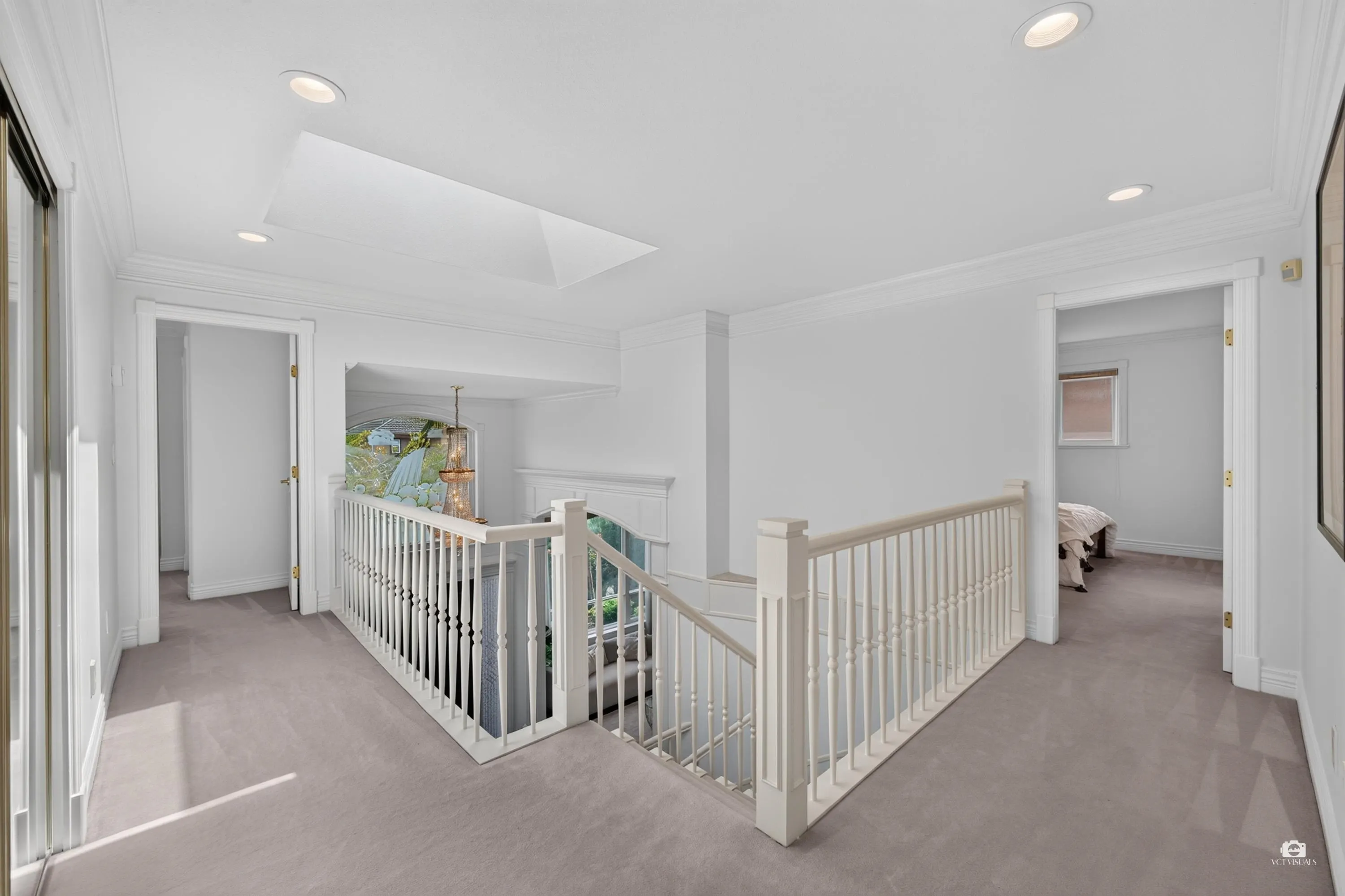 6286 Dunsmuir Crescent