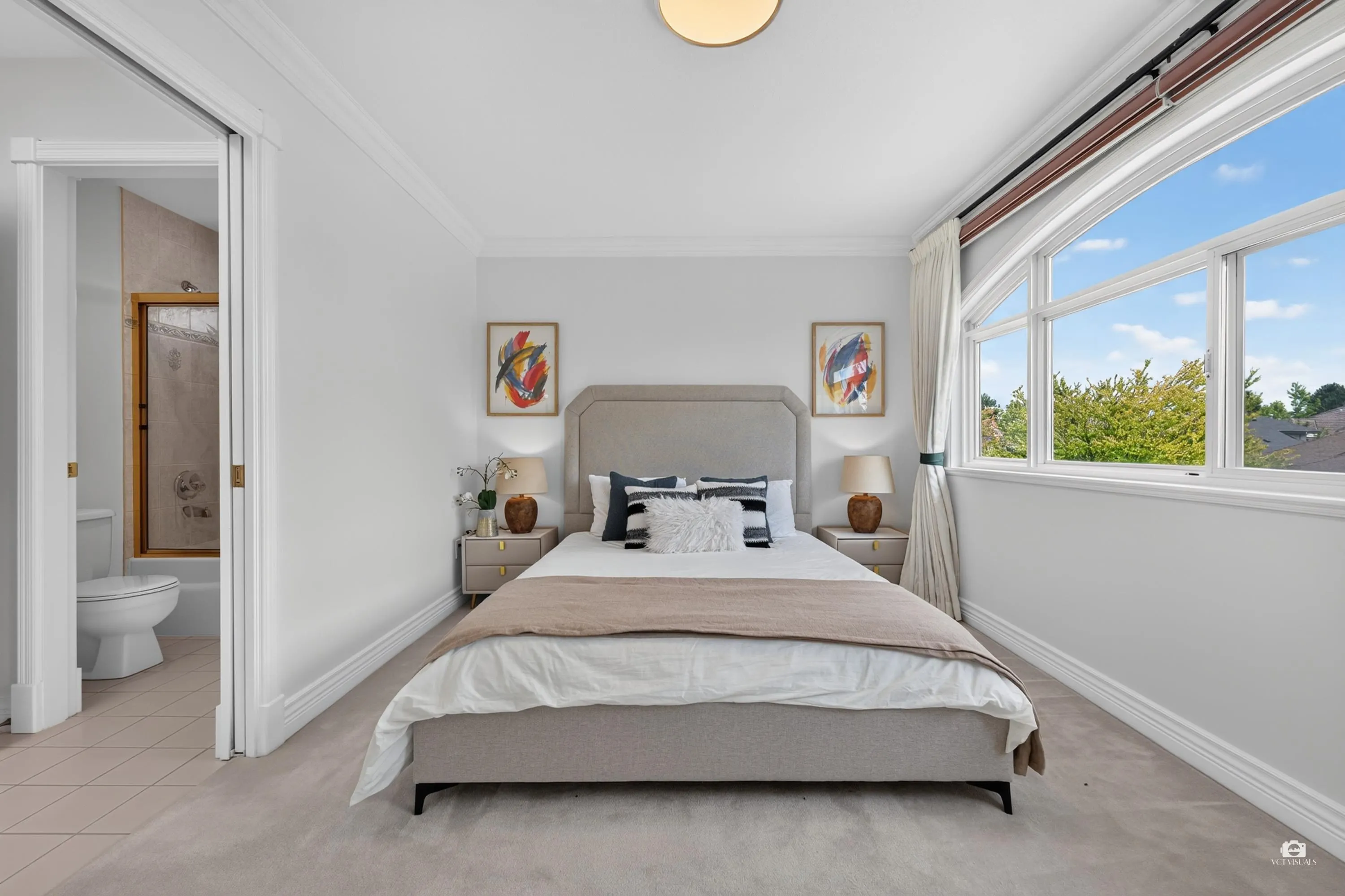 6286 Dunsmuir Crescent