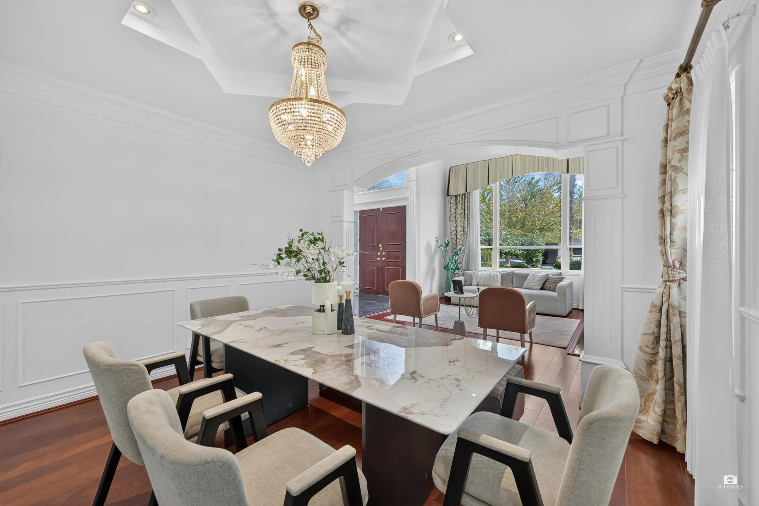 6286 Dunsmuir Crescent