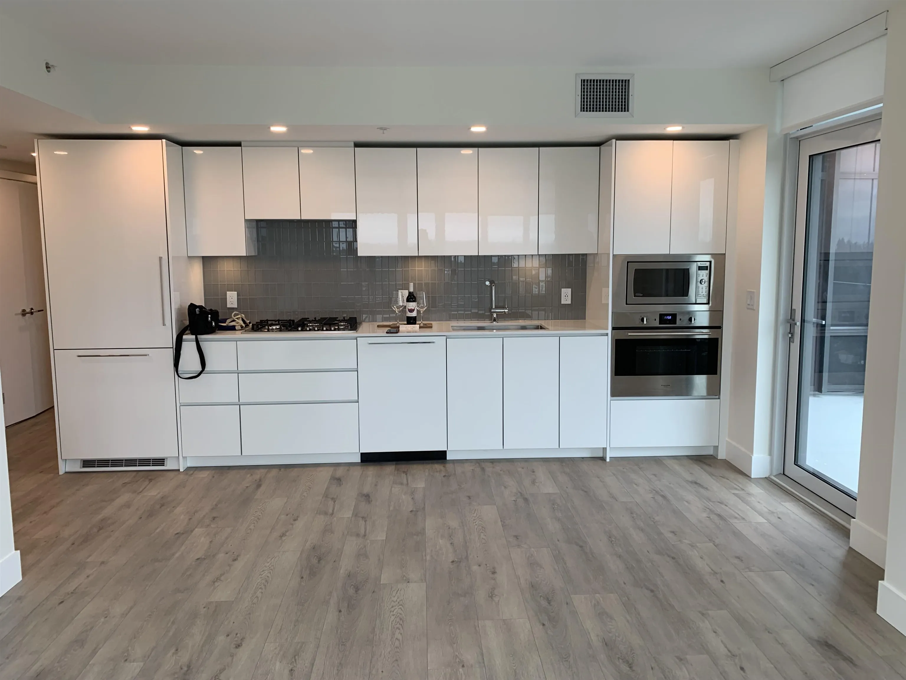 10428 Whalley Boulevard #1808