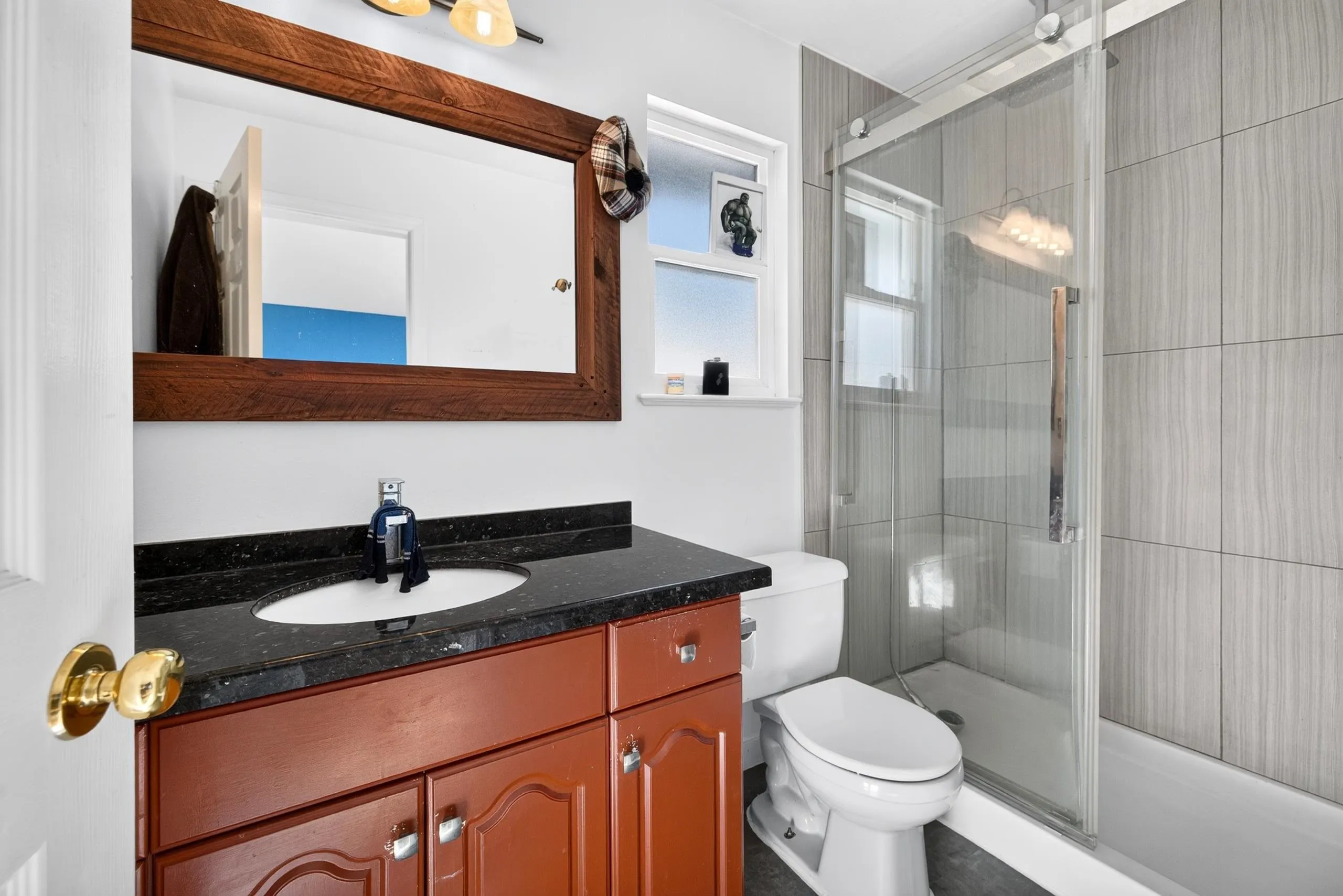 6718 185 Street