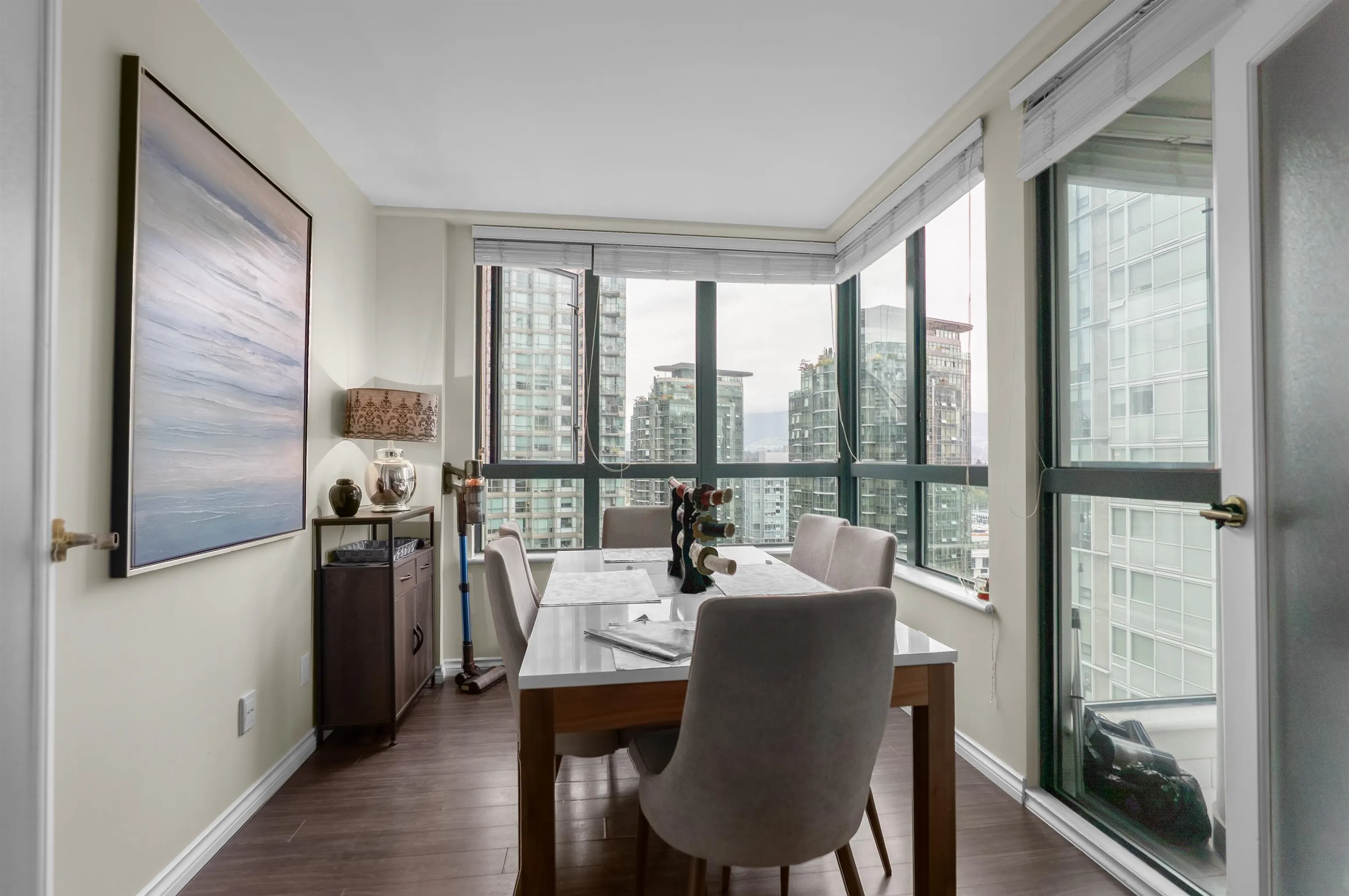 1238 Melville Street #1903