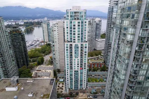 1238 Melville Street #1903