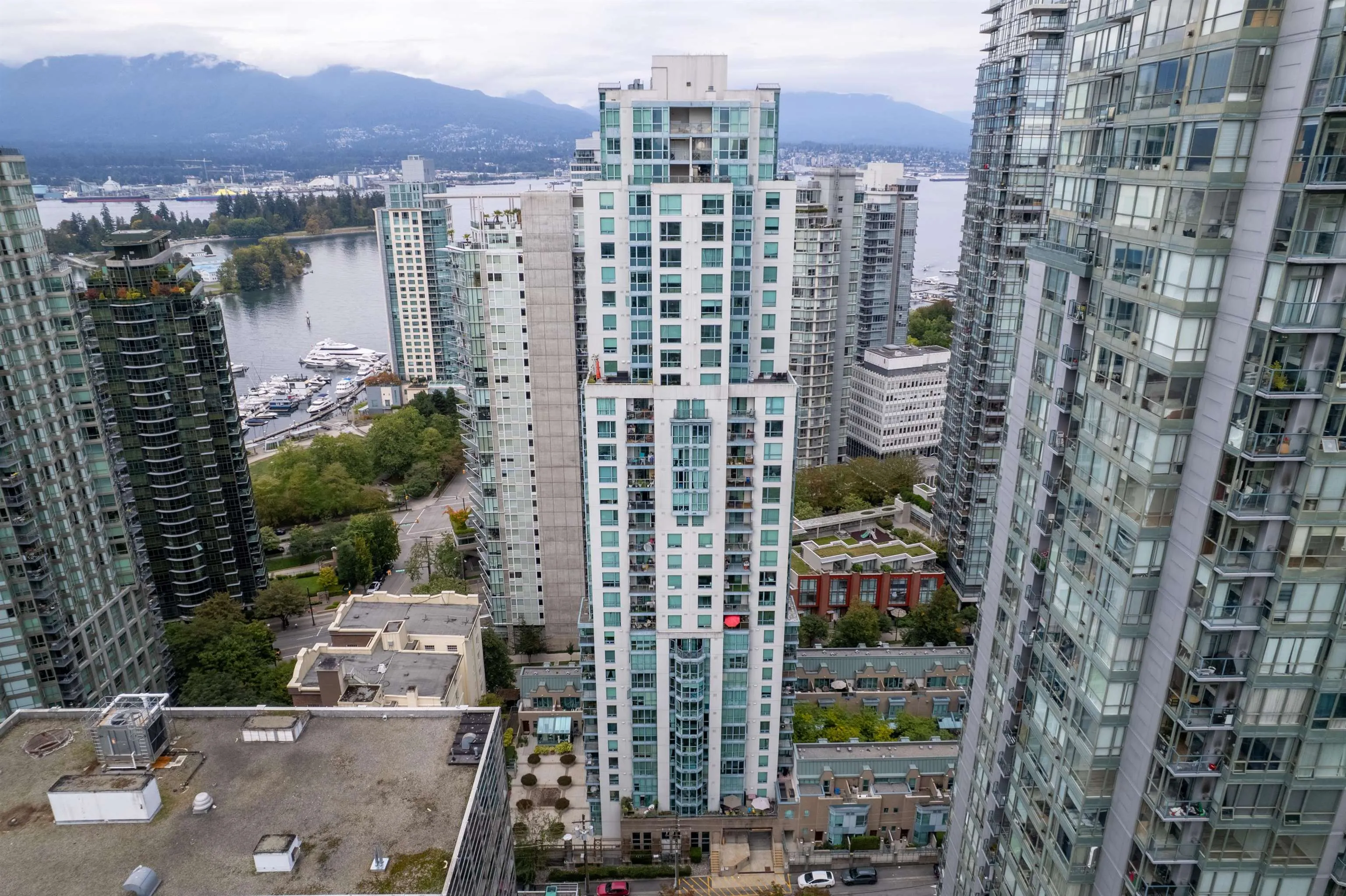 1238 Melville Street #1903