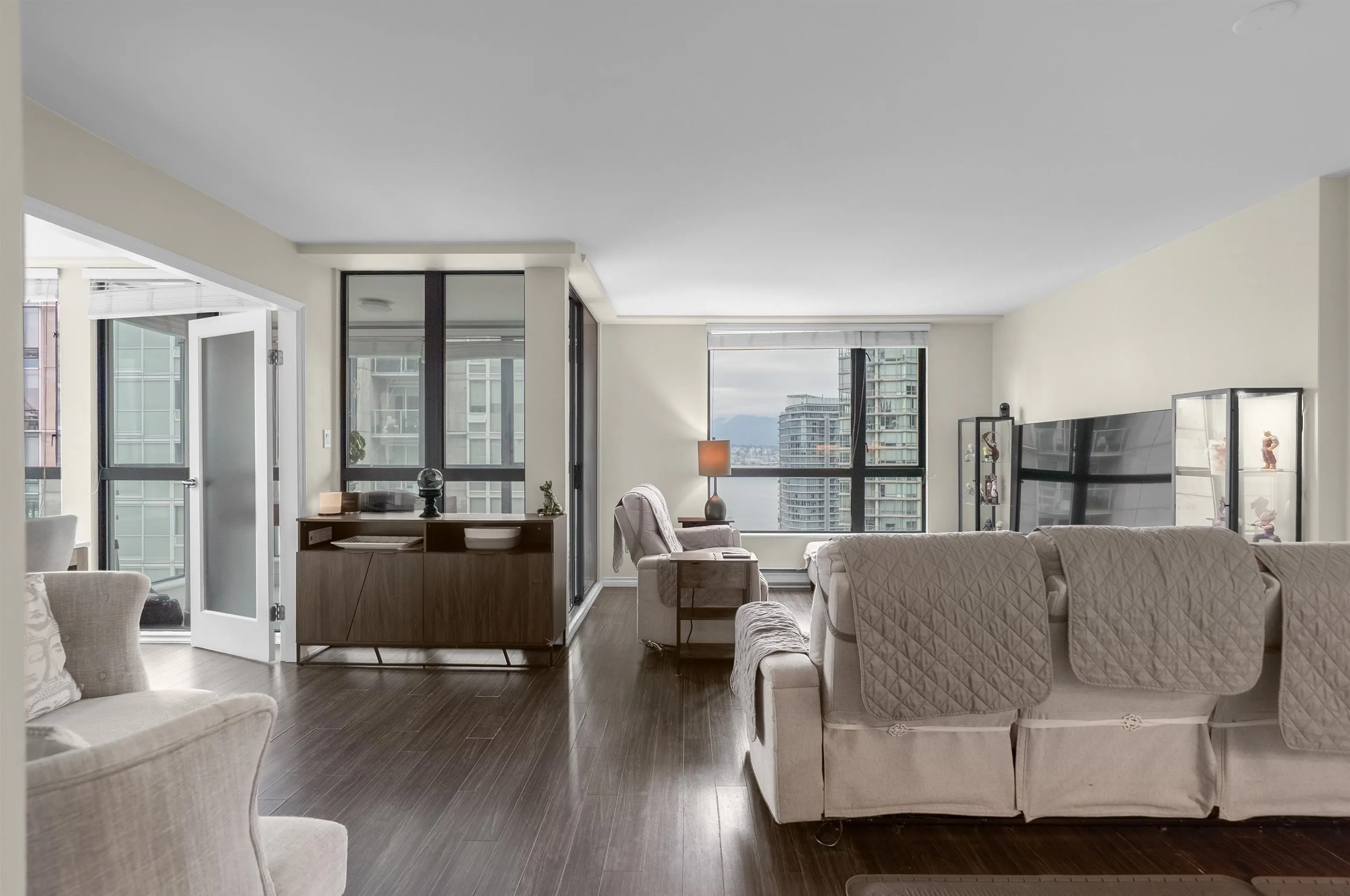 1238 Melville Street #1903