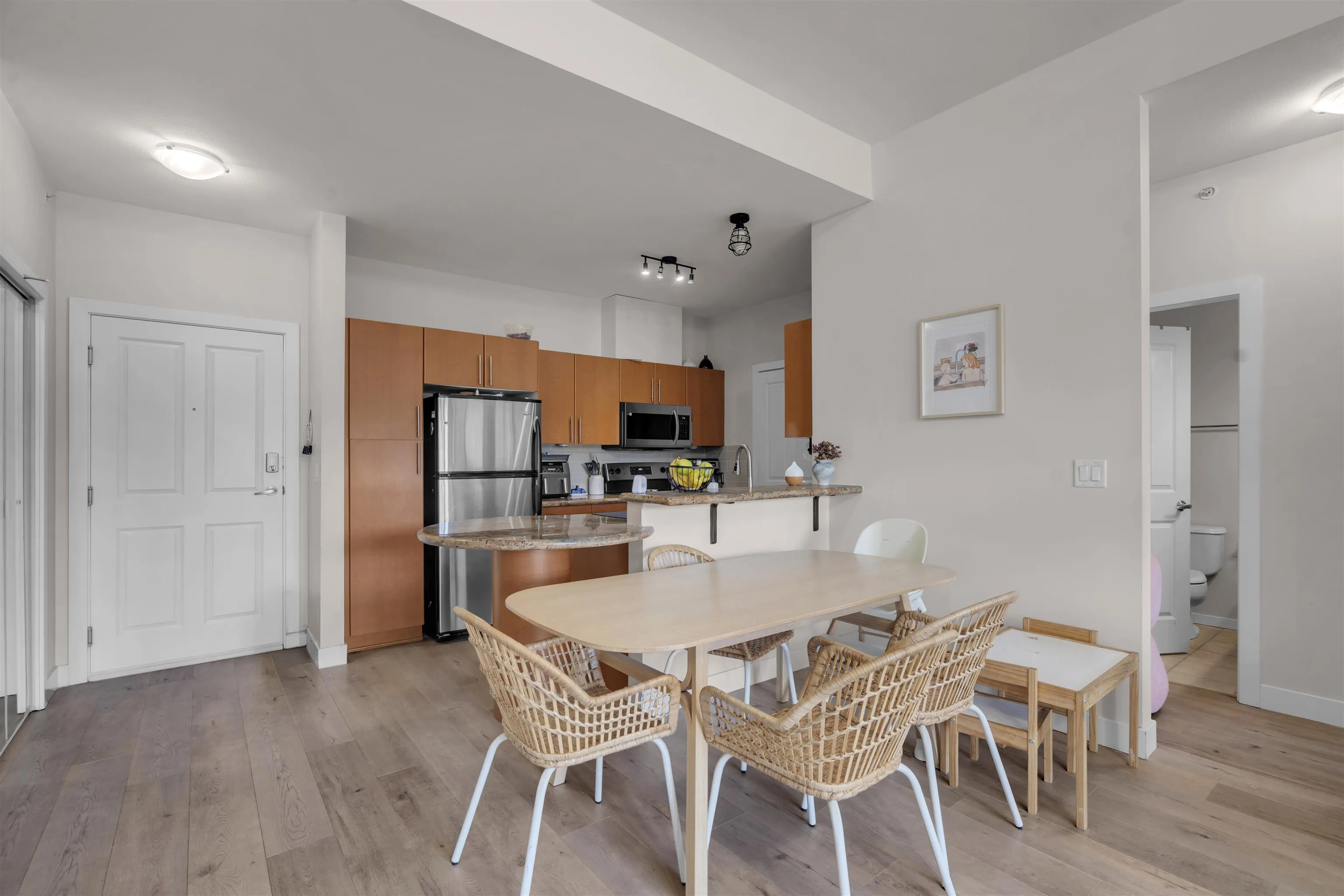 2478 Shaughnessy Street #402
