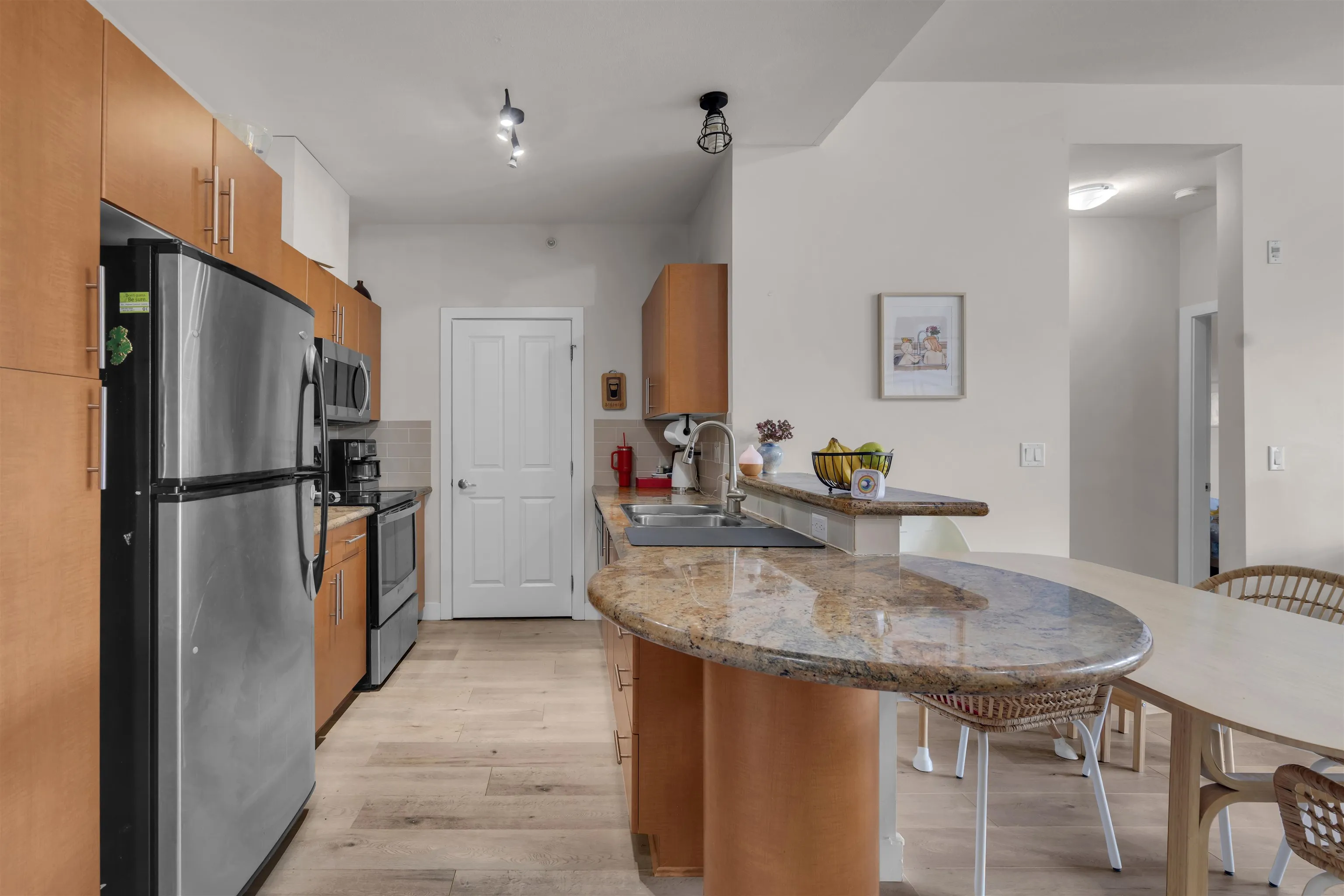 2478 Shaughnessy Street #402