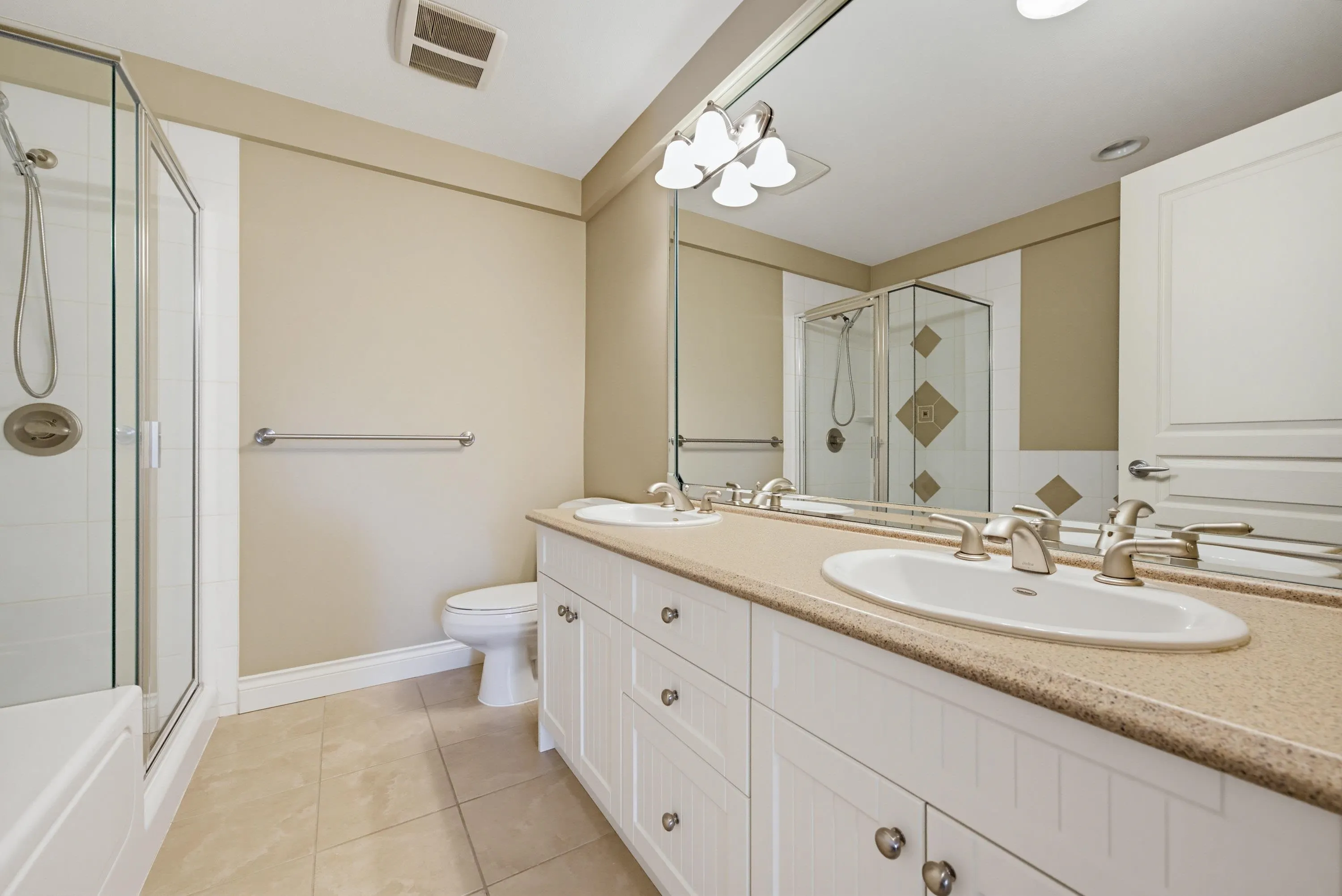 15357 17a Avenue #202