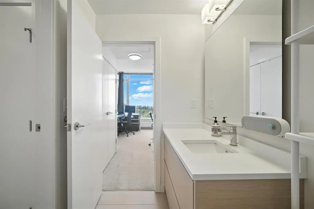 8850 University Crescent #11xx