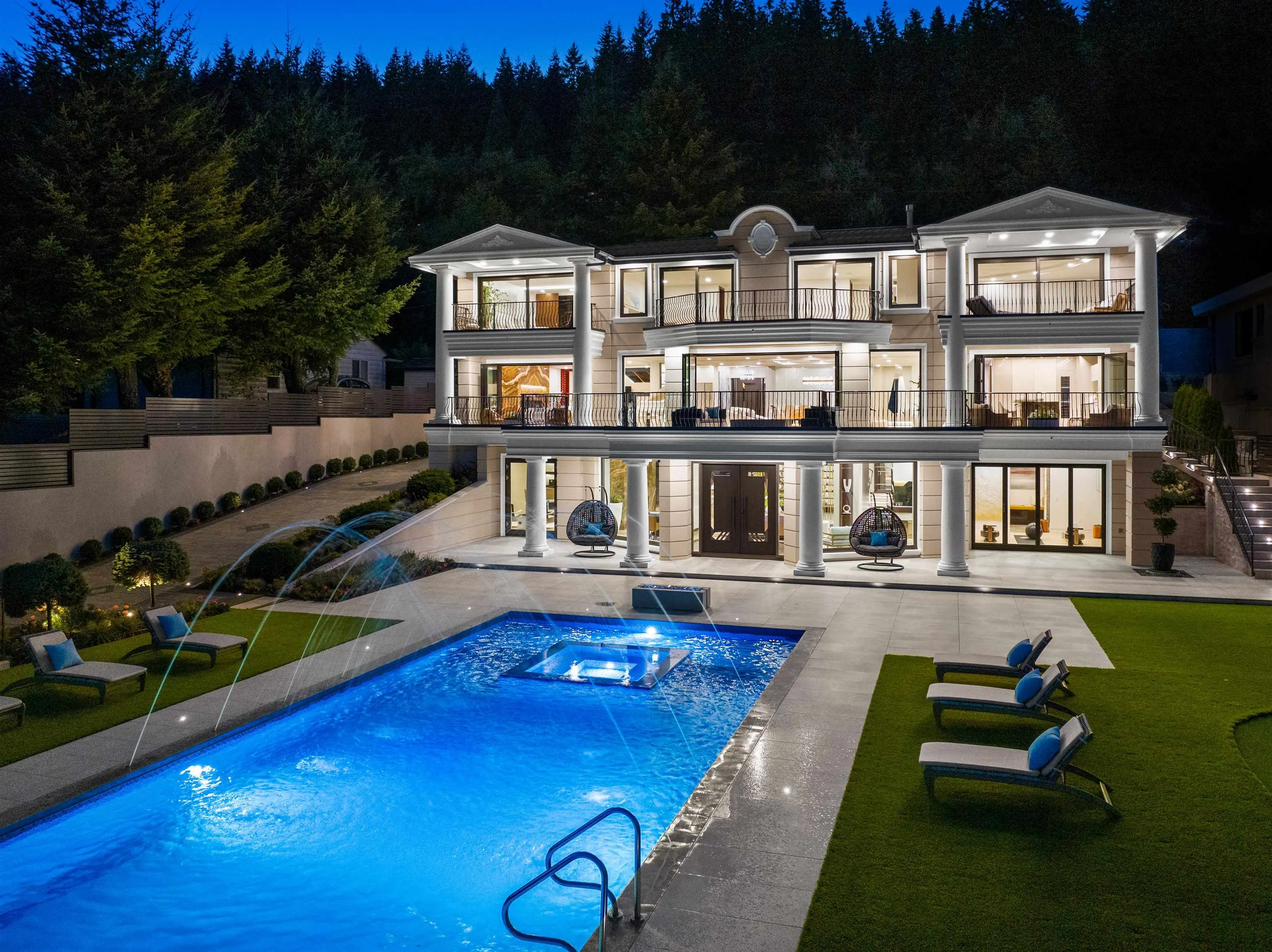 1123 Crestline Road