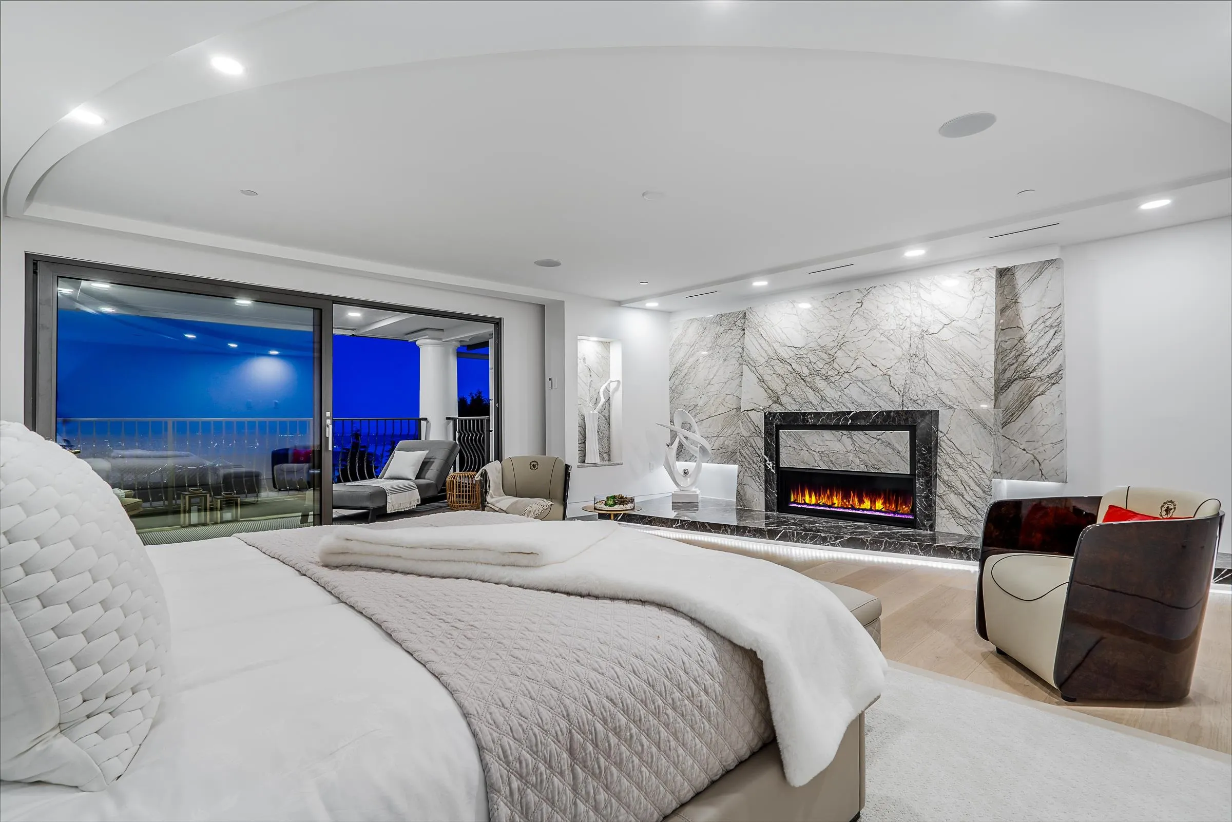 1123 Crestline Road