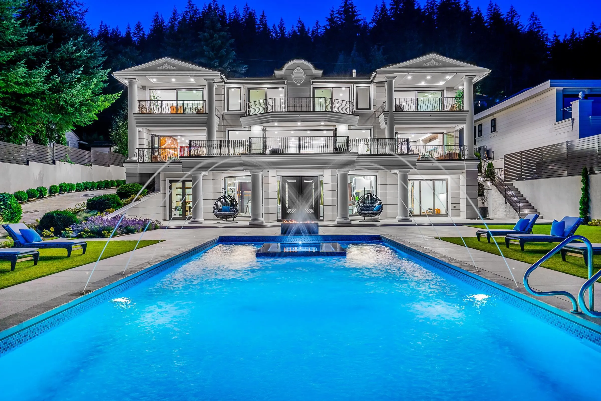1123 Crestline Road