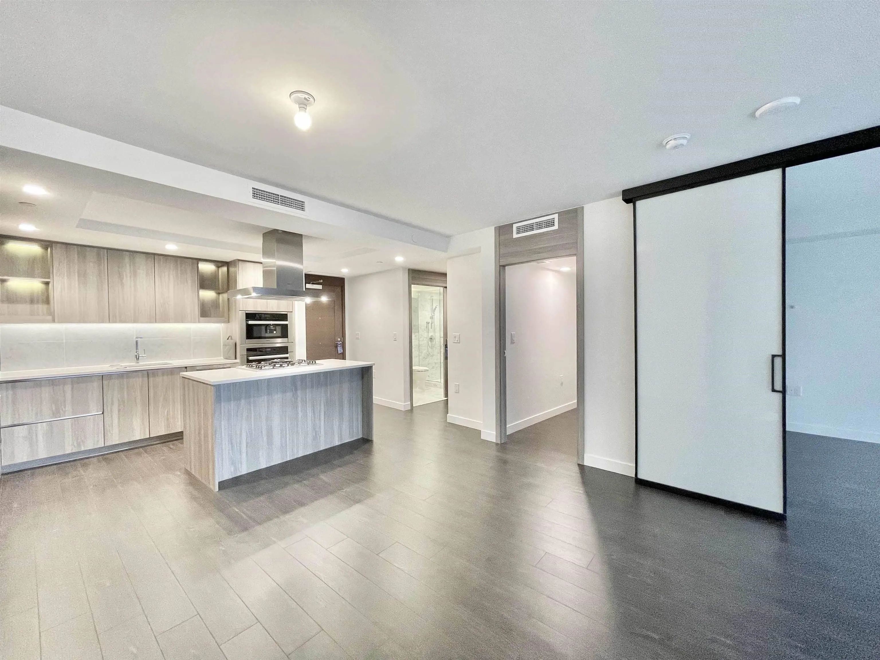 1768 Cook Street #909
