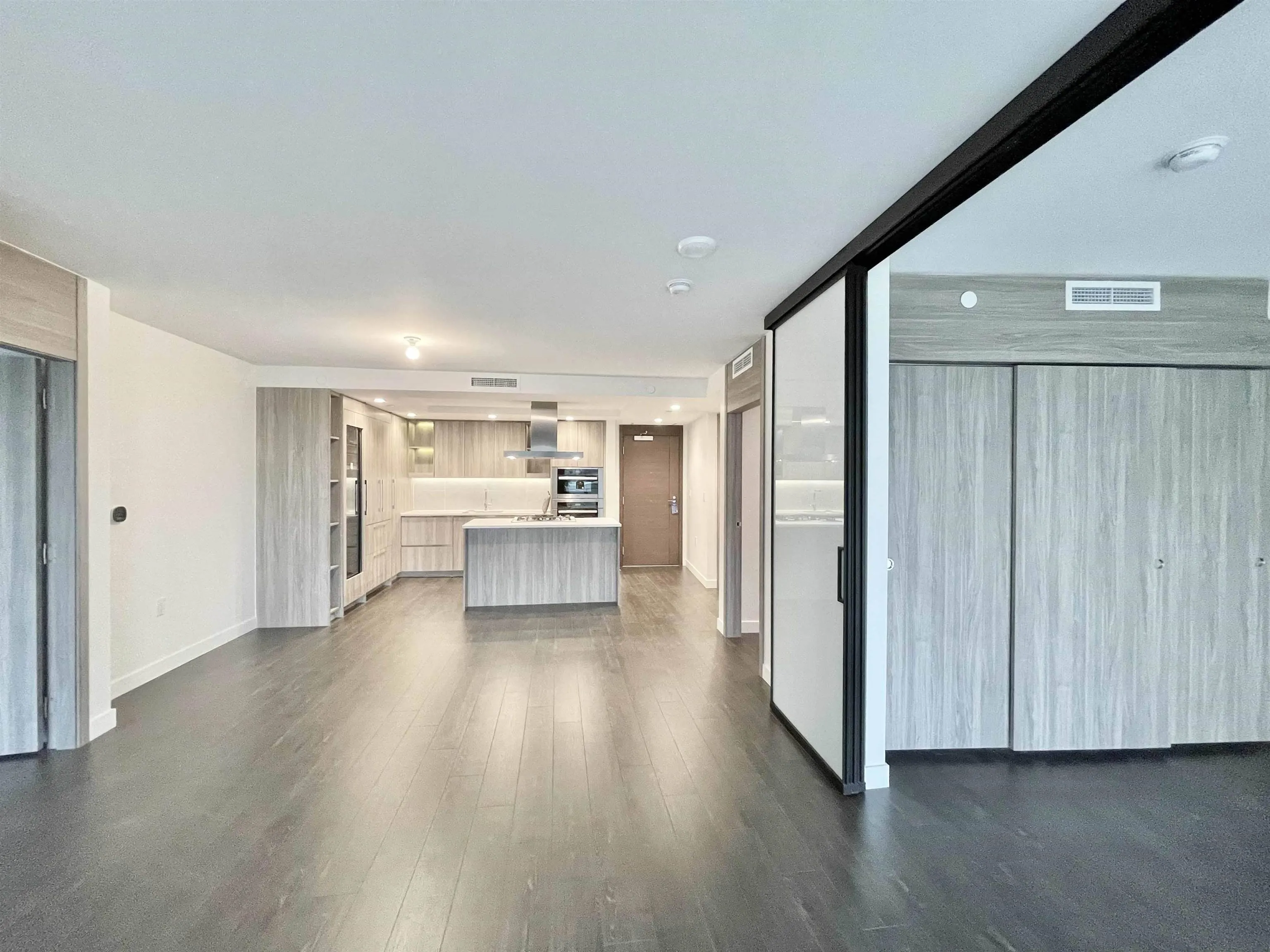 1768 Cook Street #909