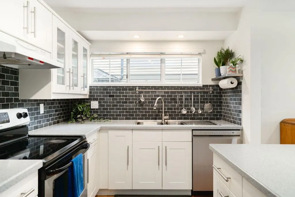 795 Noons Creek Drive #22