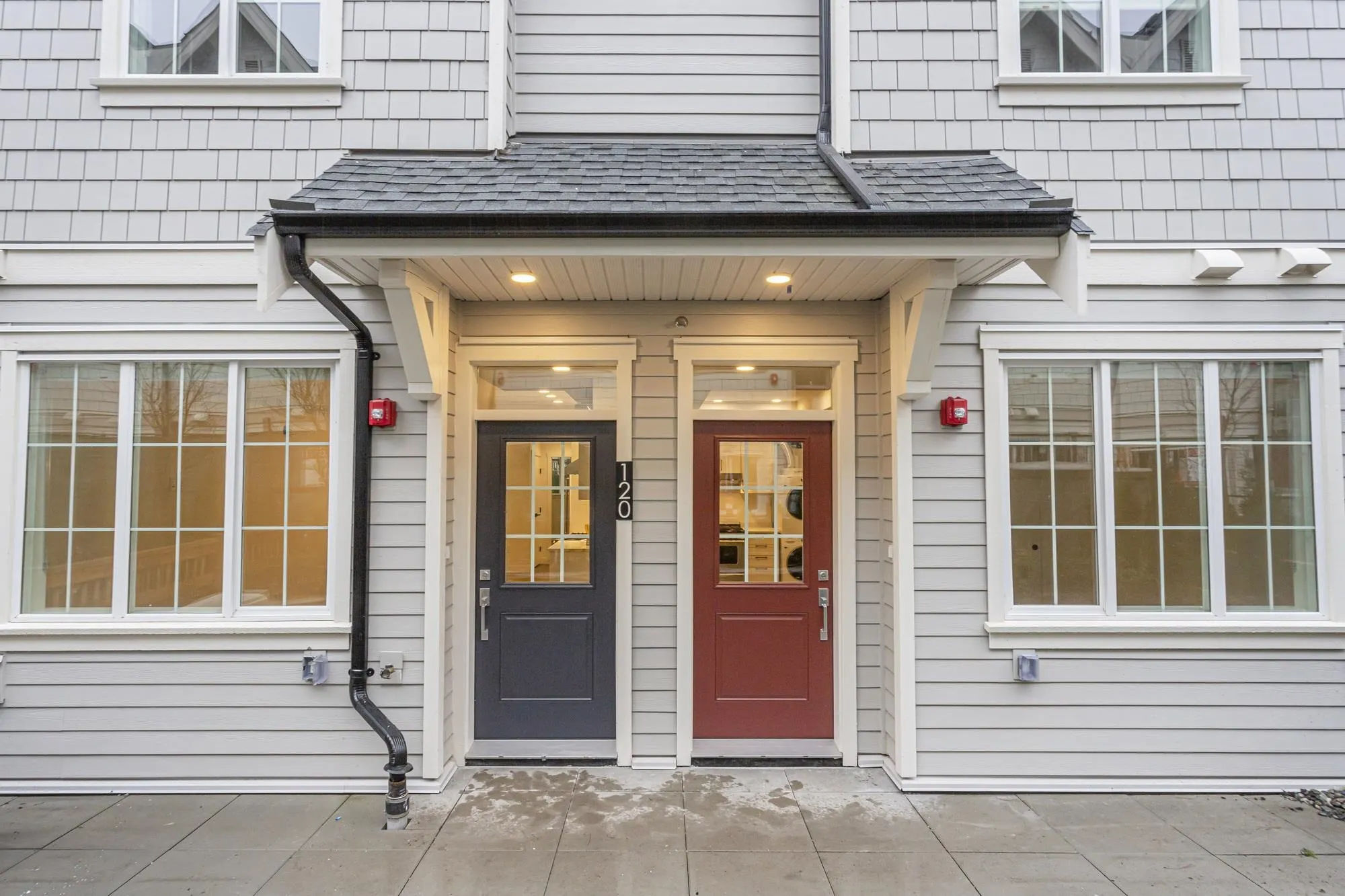 720 Robinson Street #120