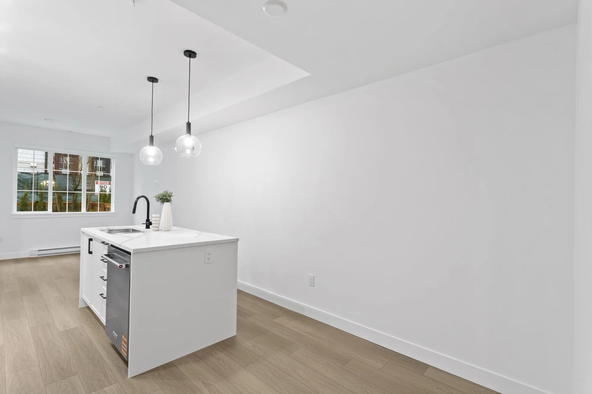 720 Robinson Street #120