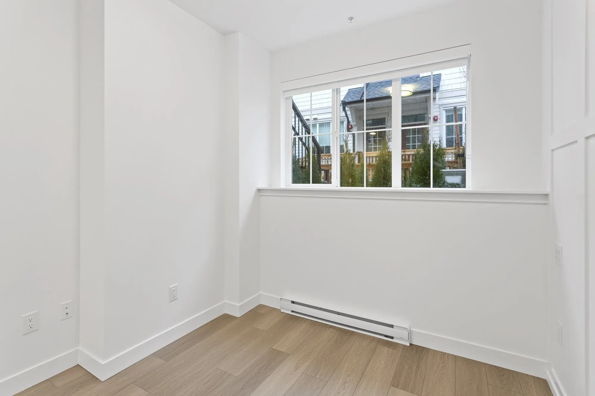 720 Robinson Street #120