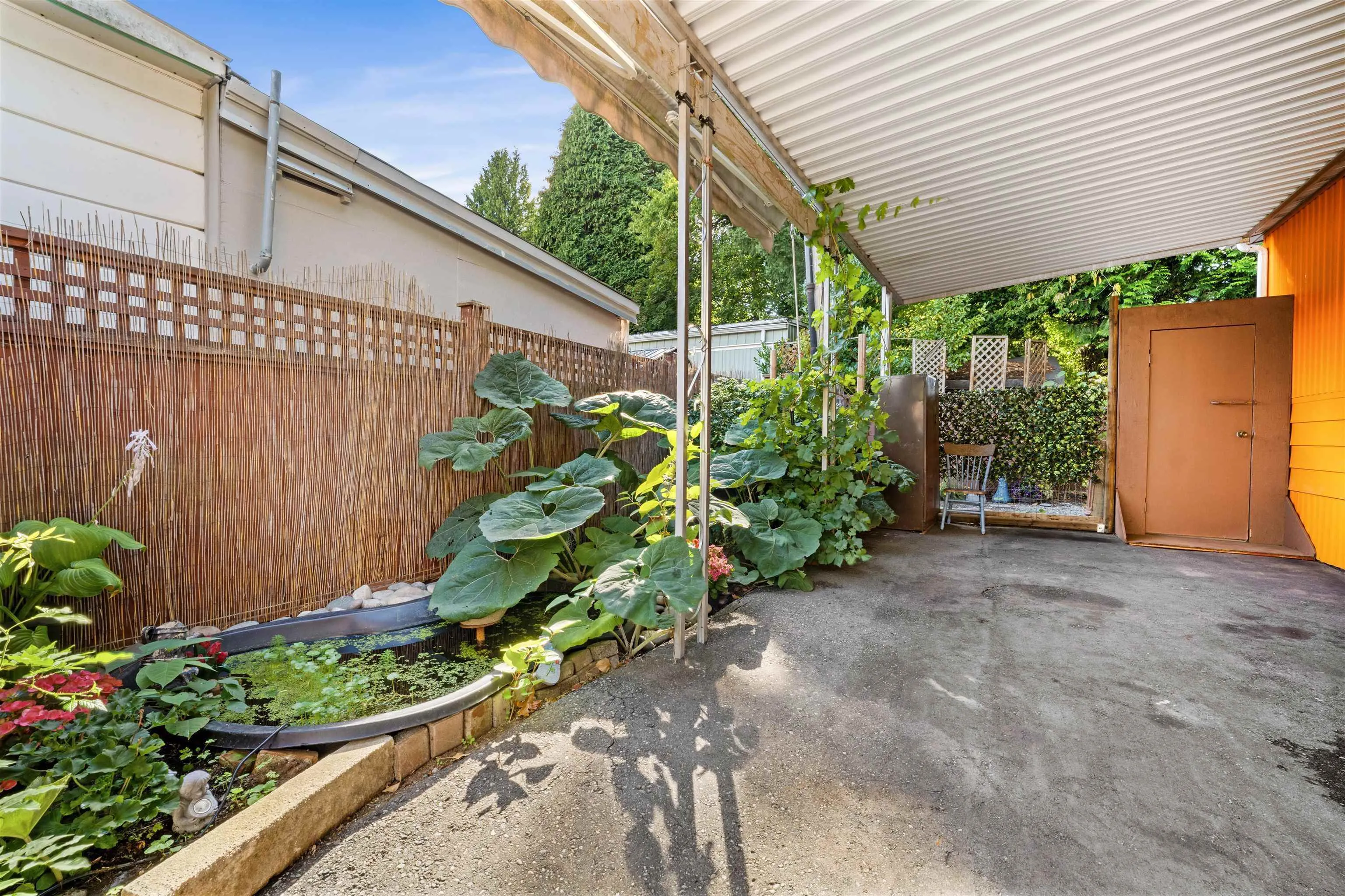 6280 King George Boulevard #3