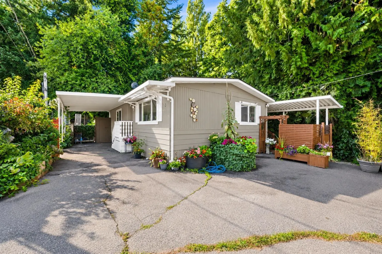 6280 King George Boulevard #3