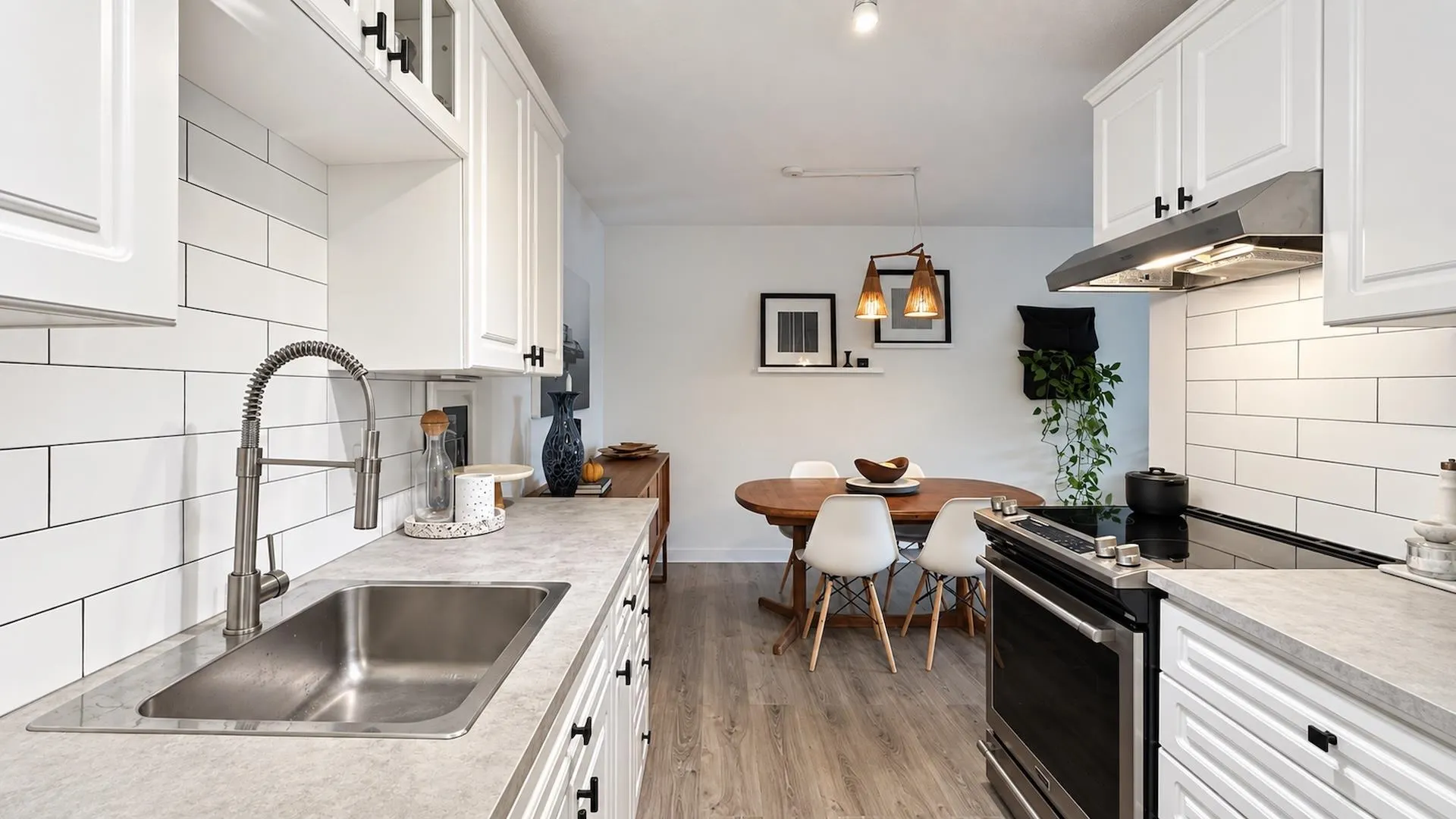 1610 Chesterfield Avenue #204