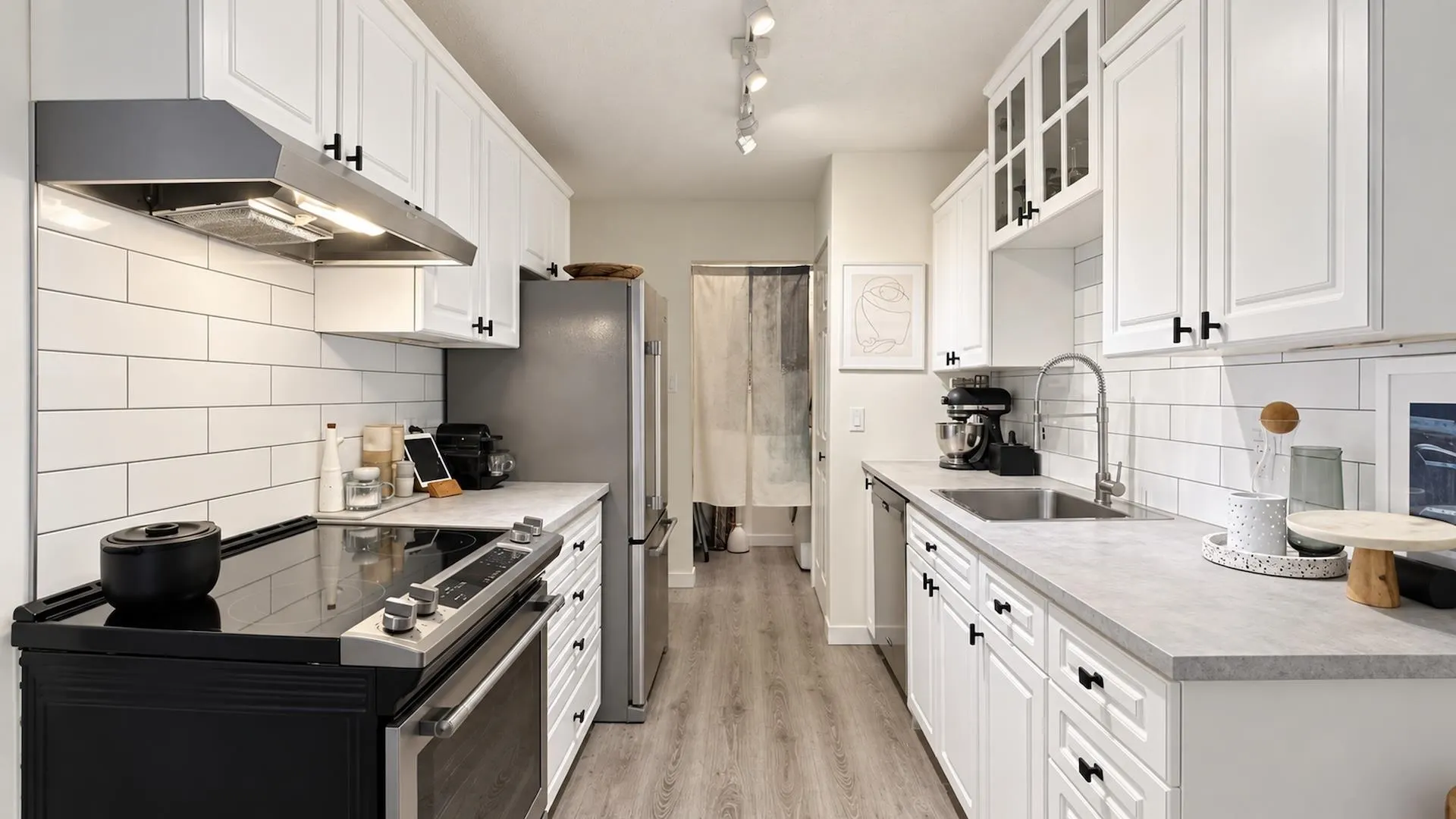 1610 Chesterfield Avenue #204