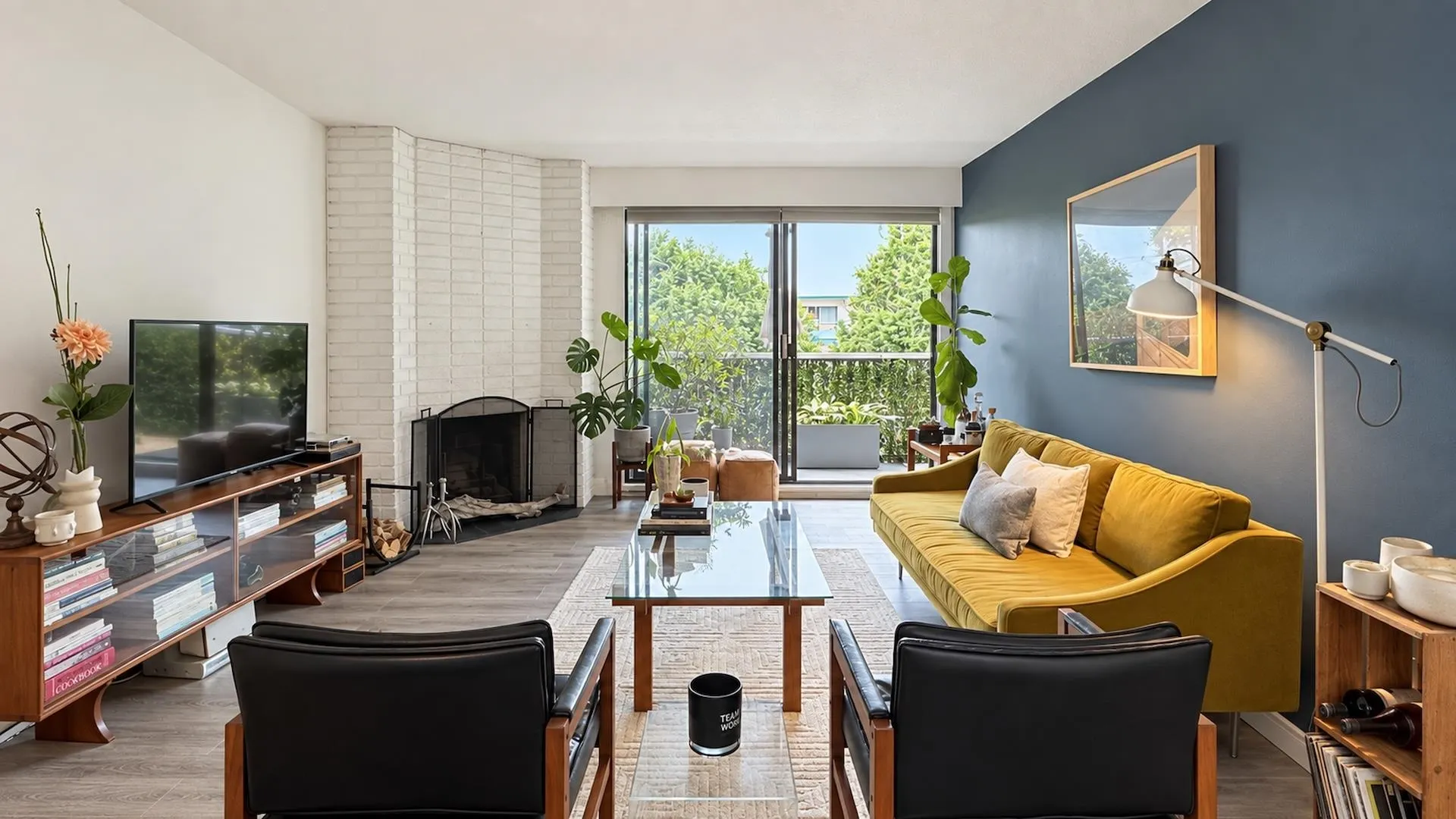 1610 Chesterfield Avenue #204