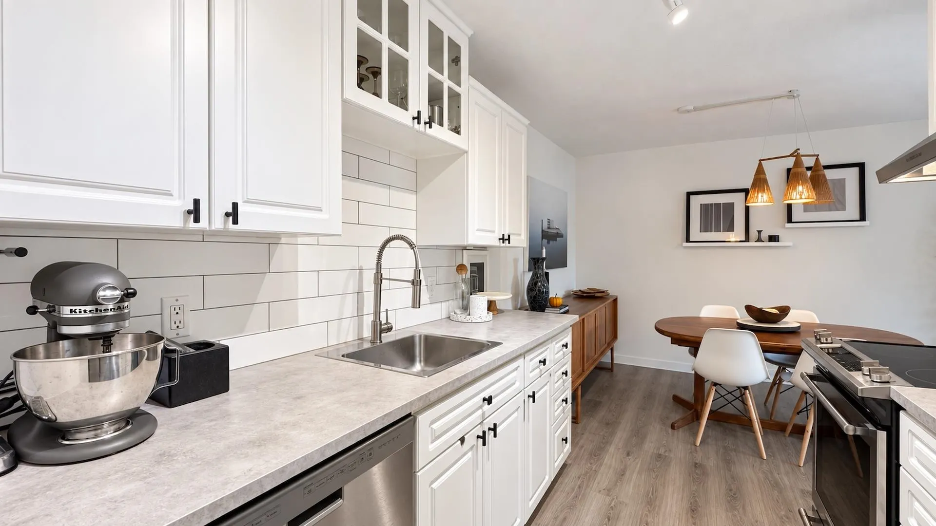 1610 Chesterfield Avenue #204