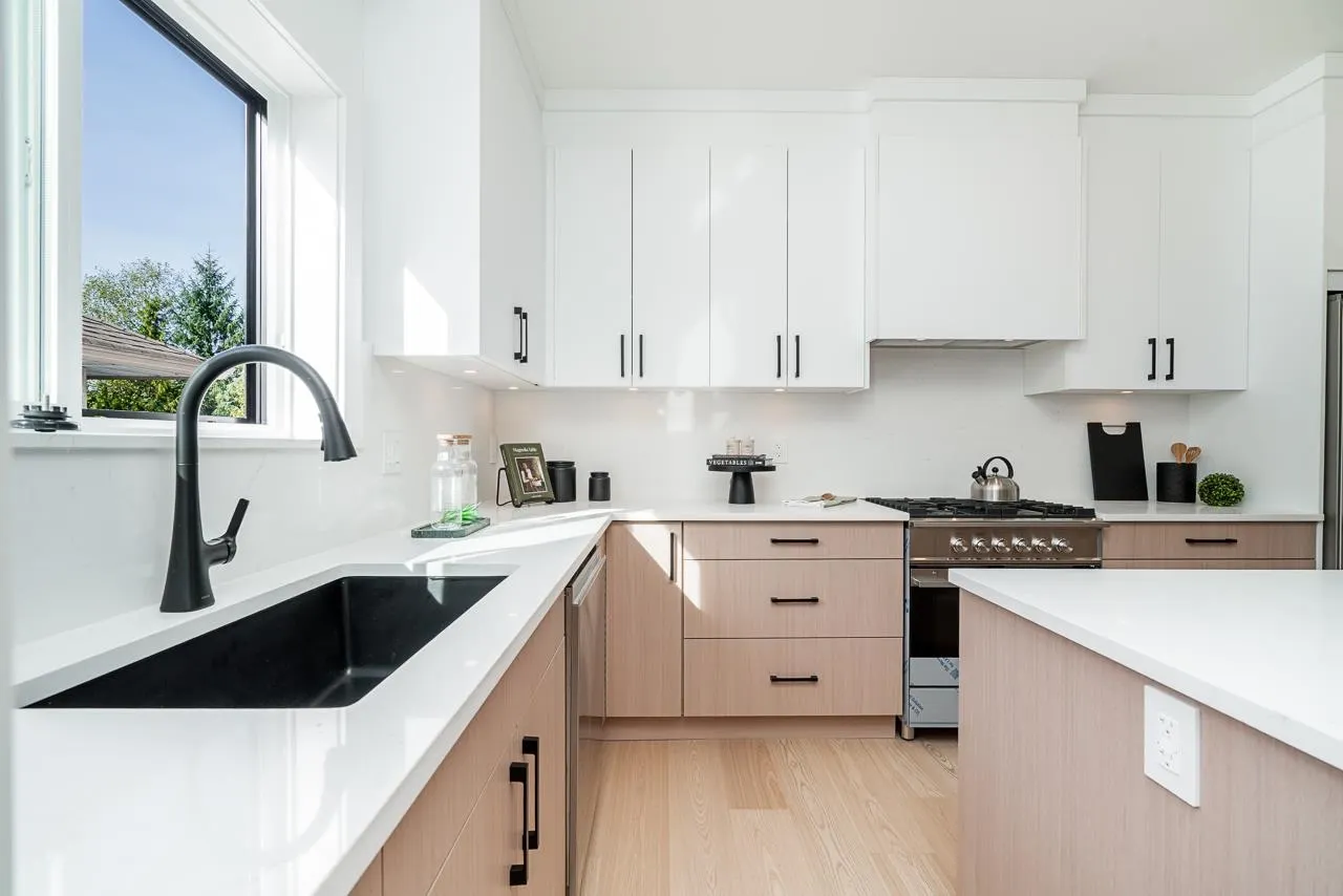 17059 0 Avenue #101