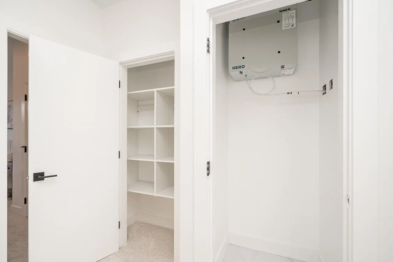 17059 0 Avenue #101