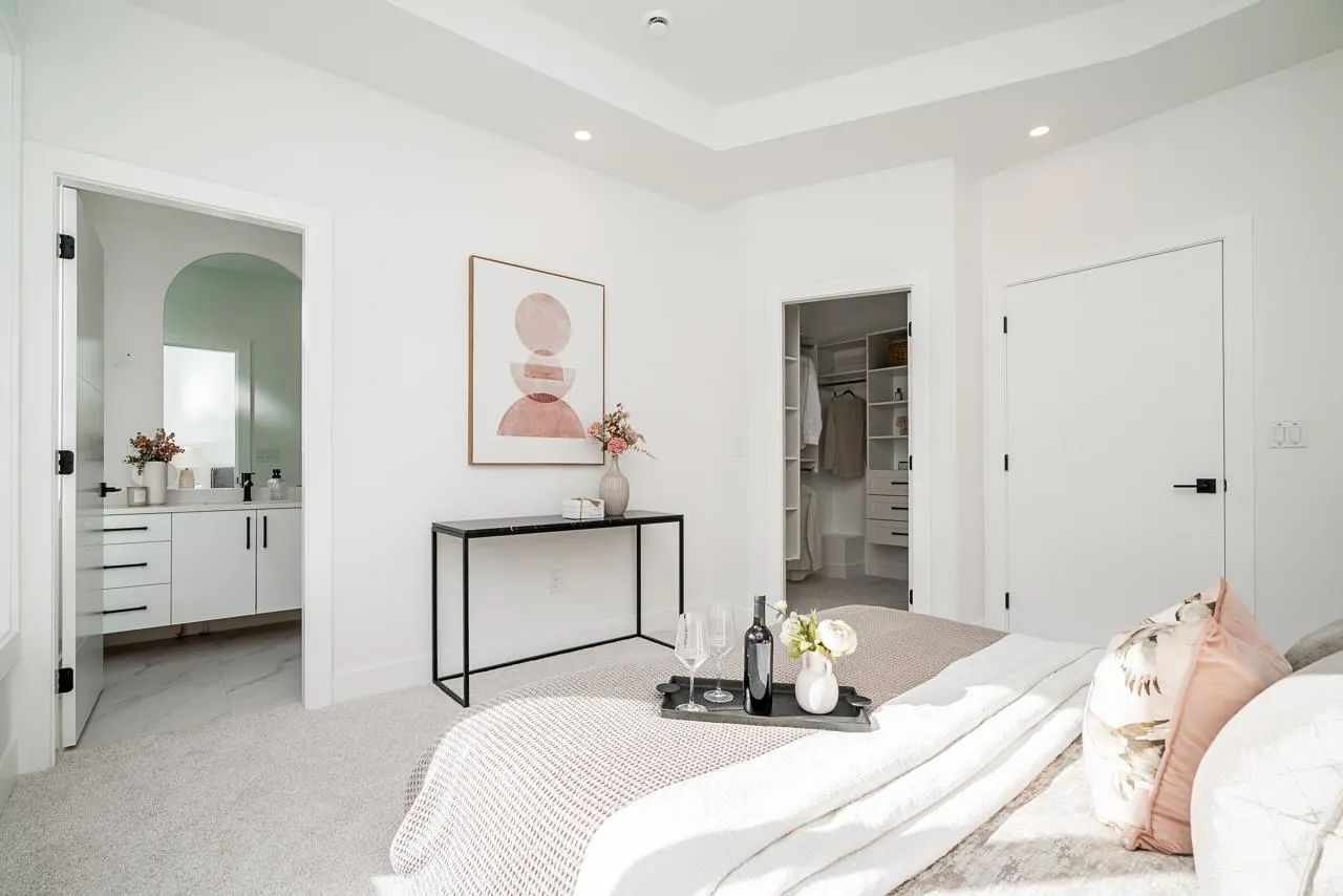 17059 0 Avenue #101