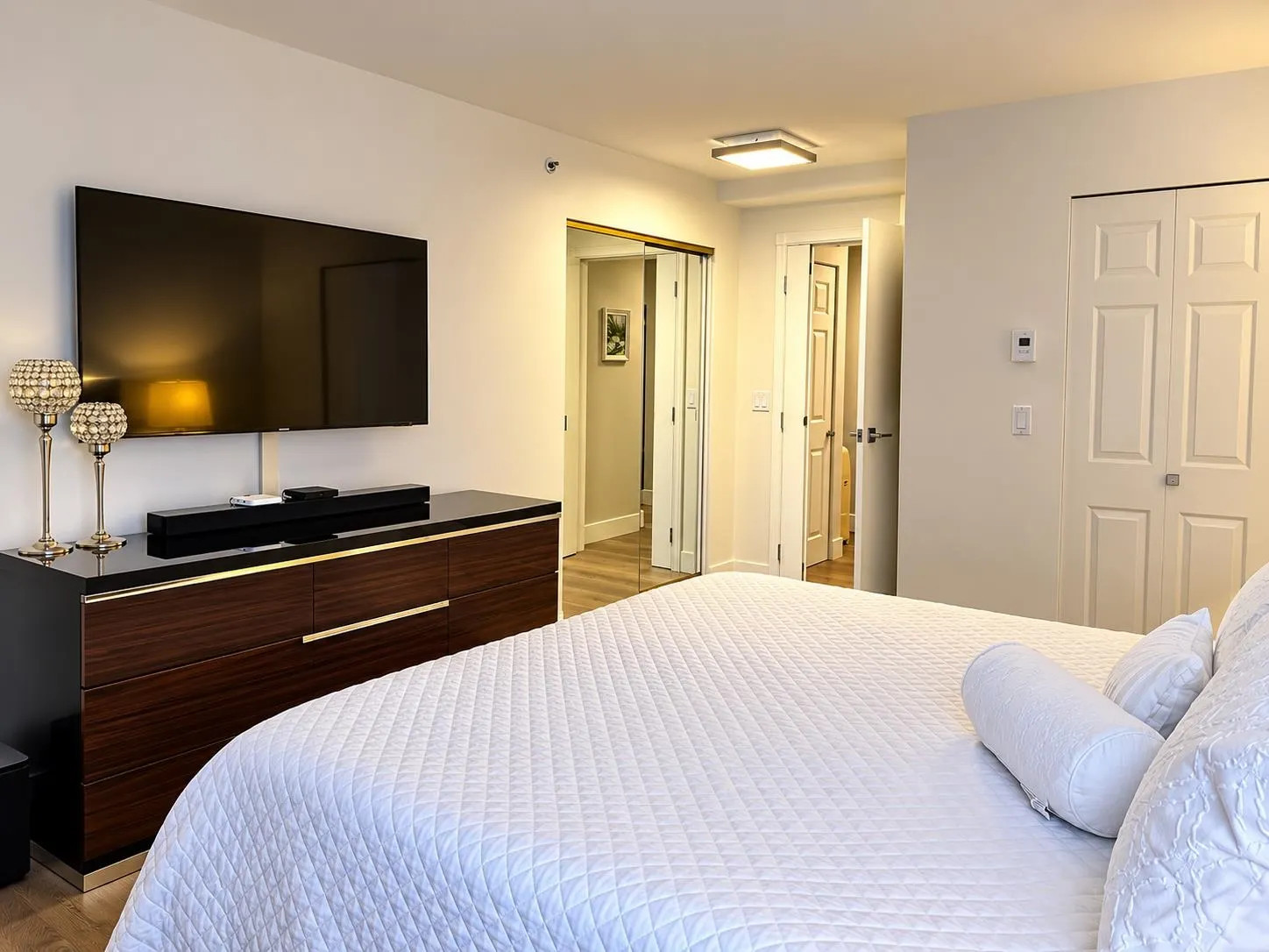 338 Taylor Way #16A