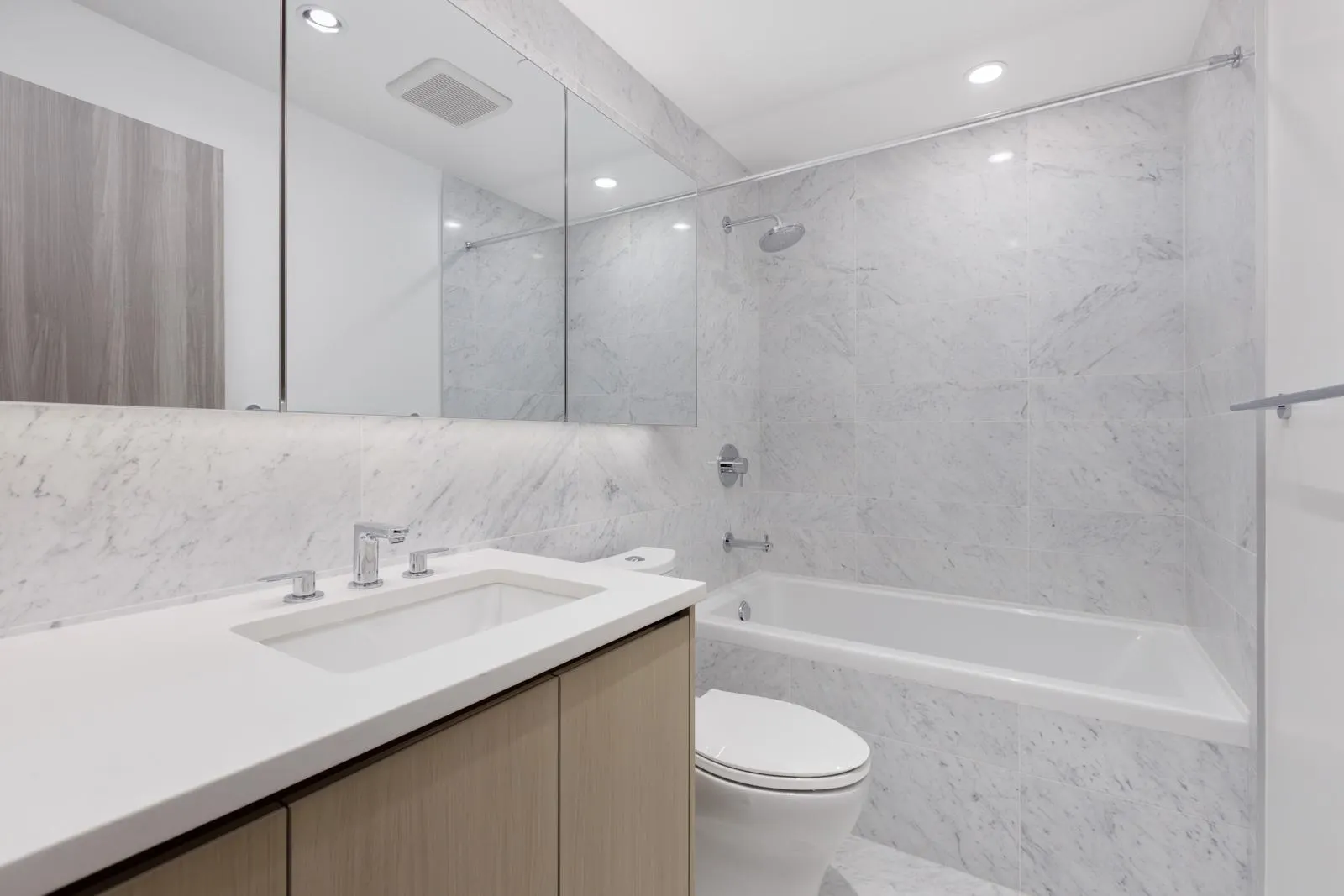 4730 Lougheed Highway #2409