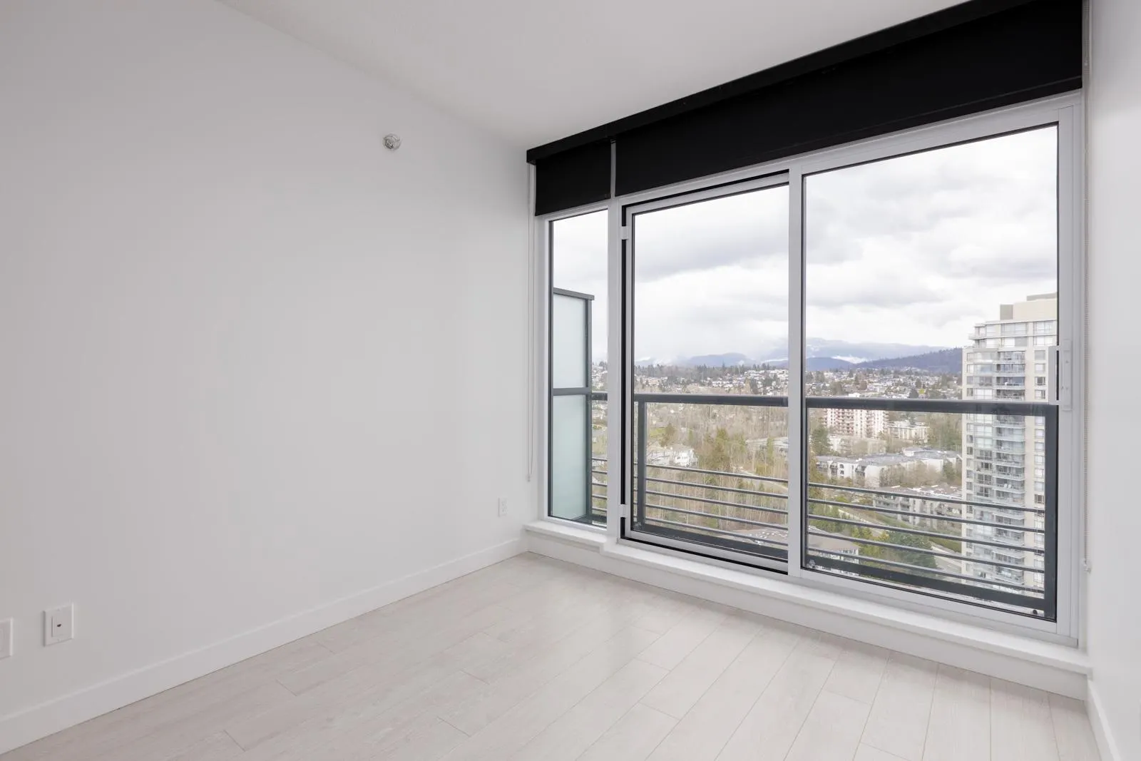 4730 Lougheed Highway #2409