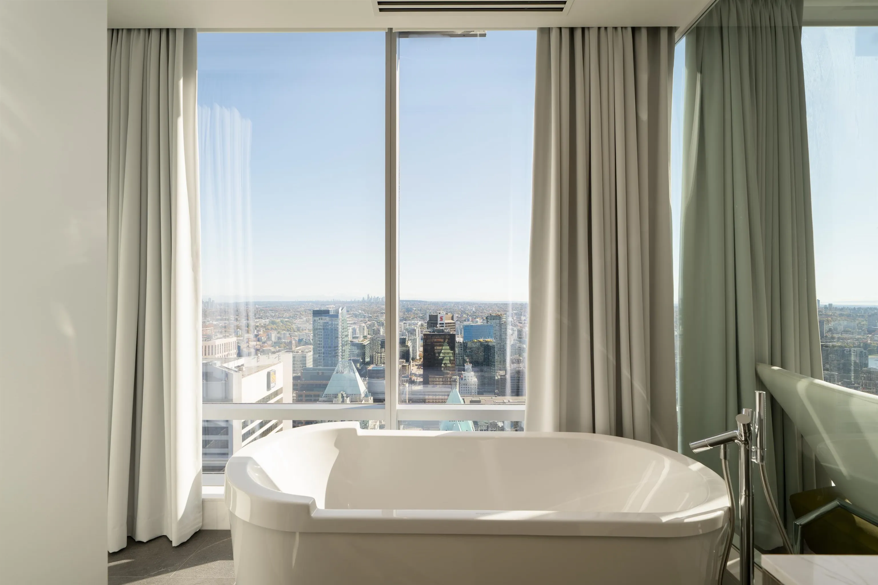 1128 W Georgia Street #5303