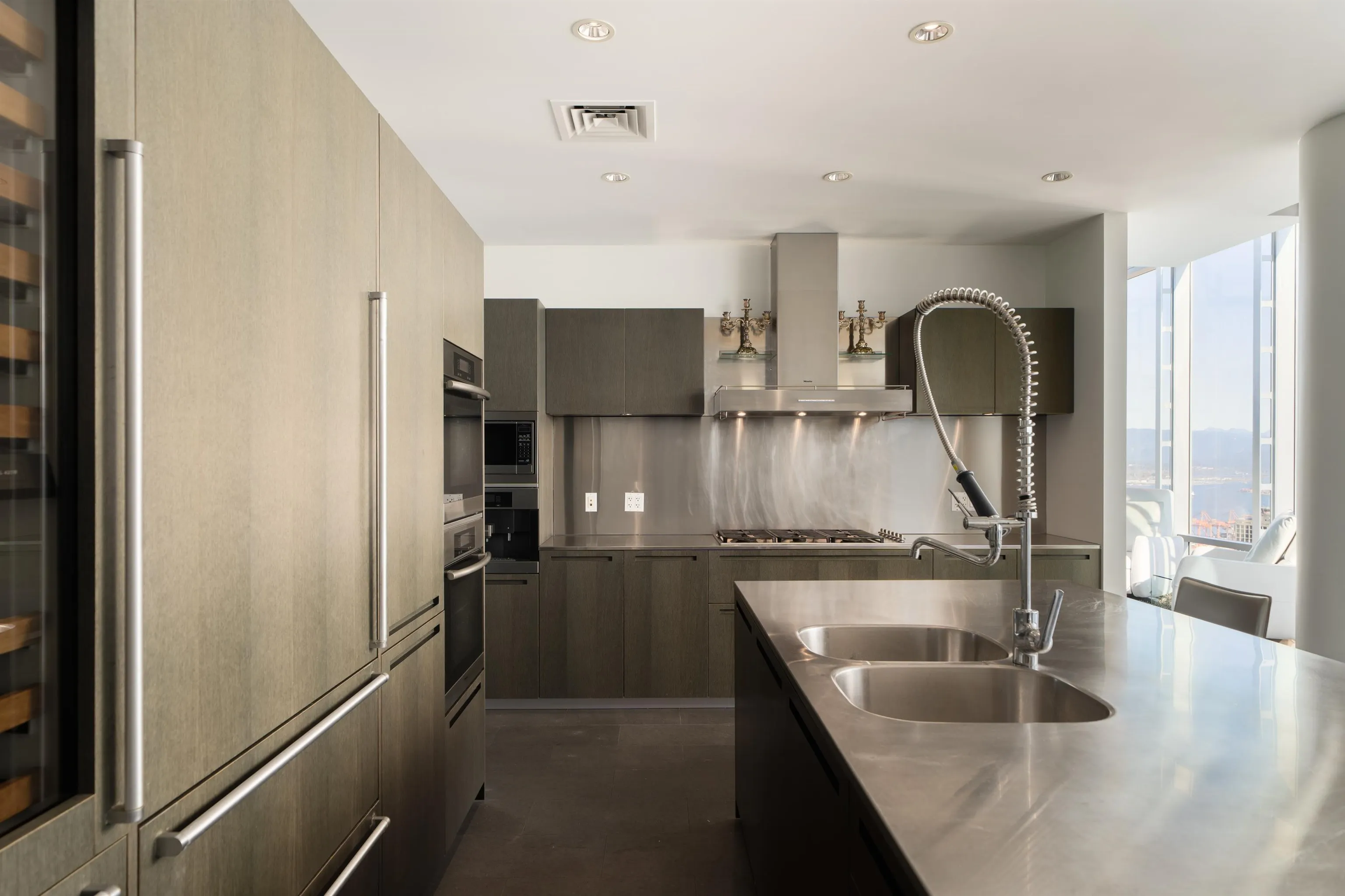 1128 W Georgia Street #5303