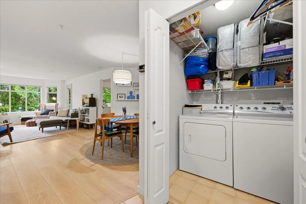 2059 Chesterfield Avenue #411