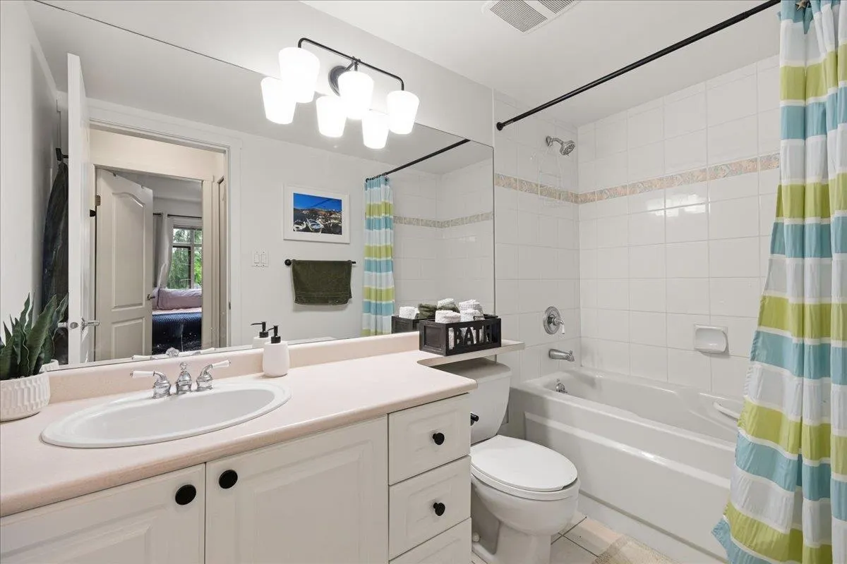 2059 Chesterfield Avenue #411