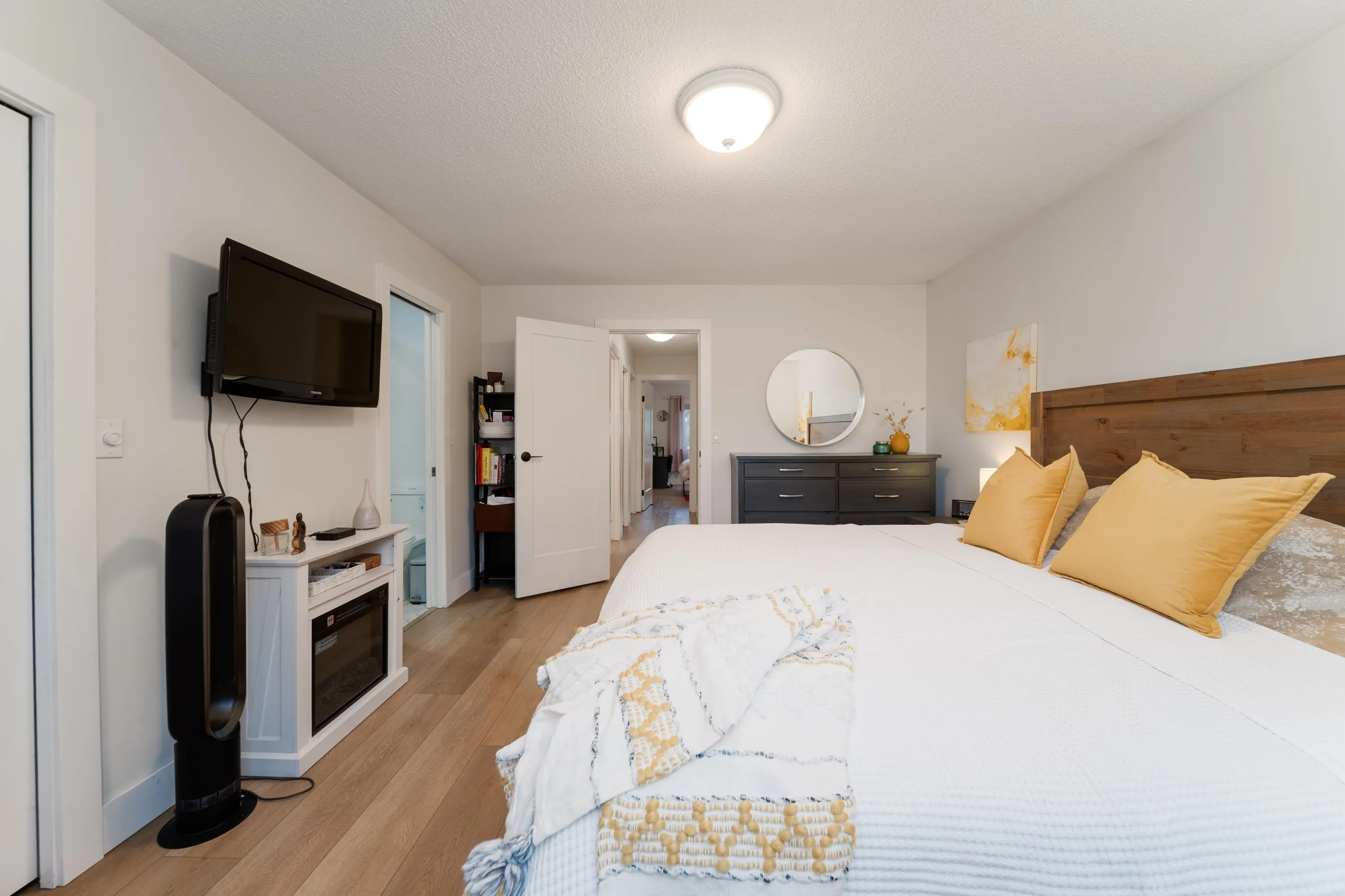 327 Mount Royal Court