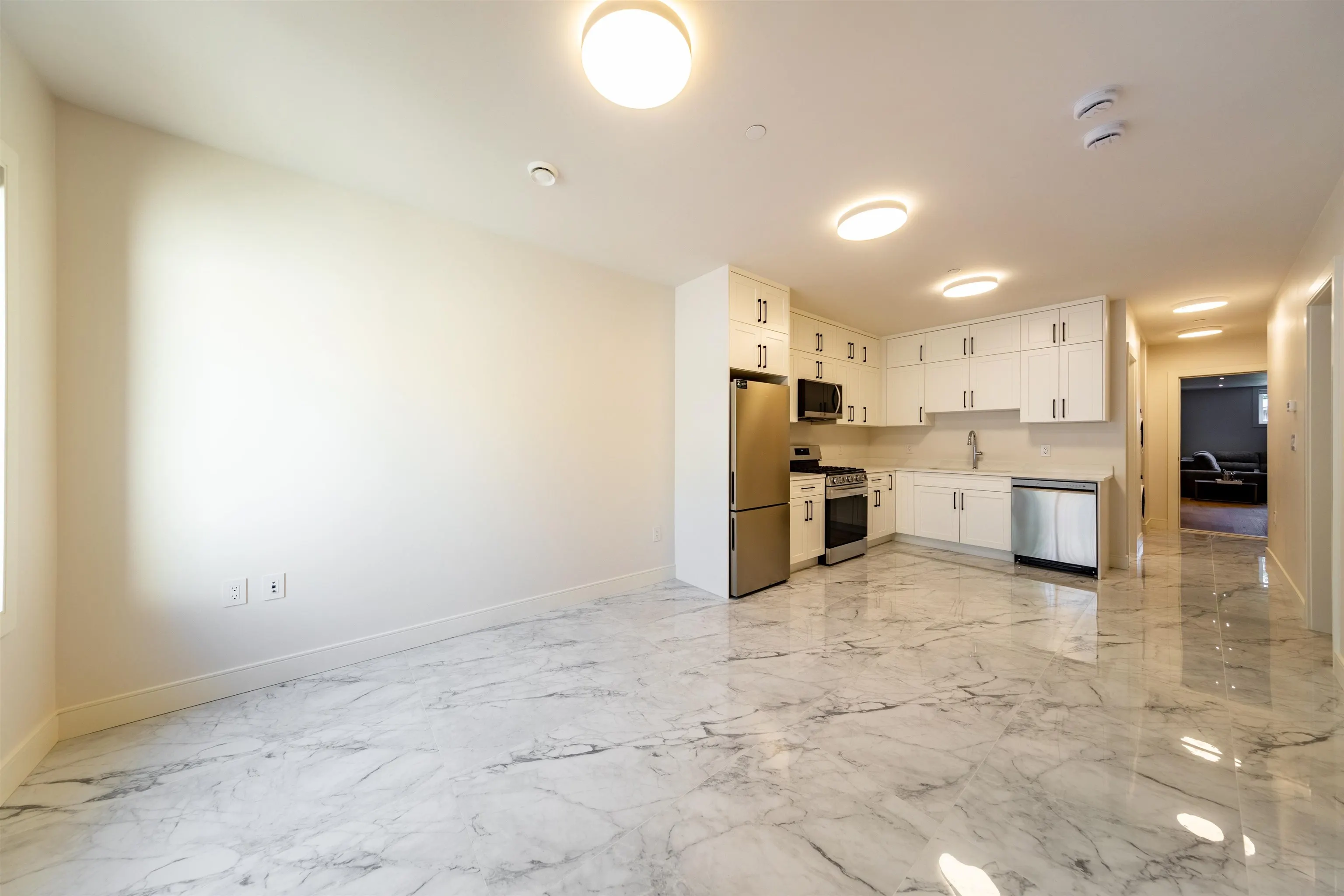 840 E 14th Street