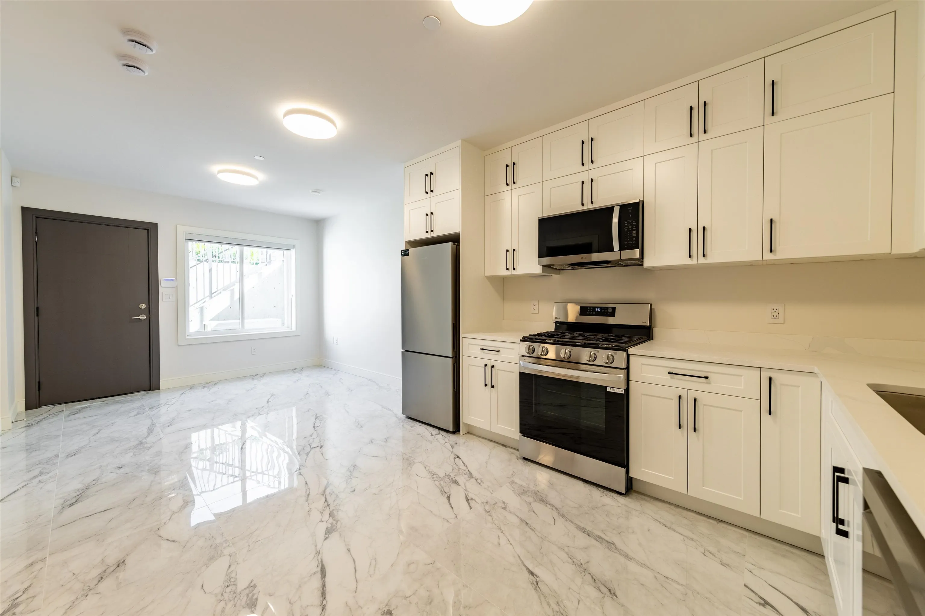 840 E 14th Street