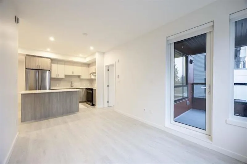 13838 108 Avenue #302