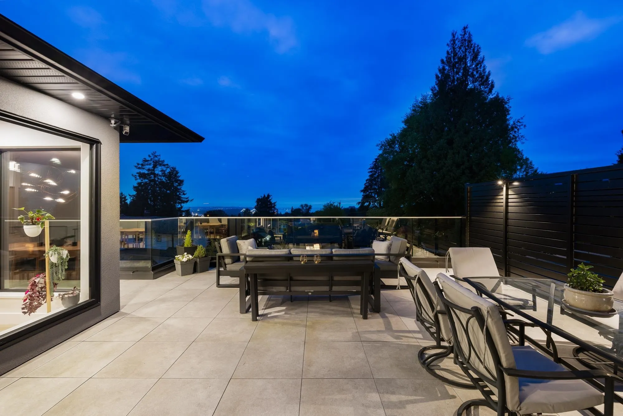 255 Sandringham Crescent