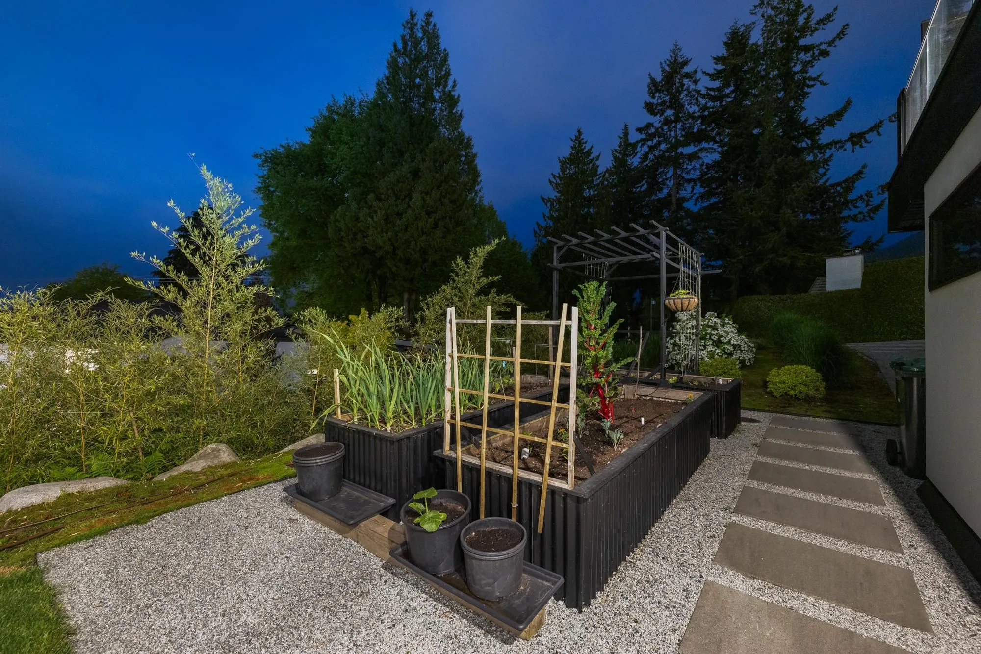 255 Sandringham Crescent