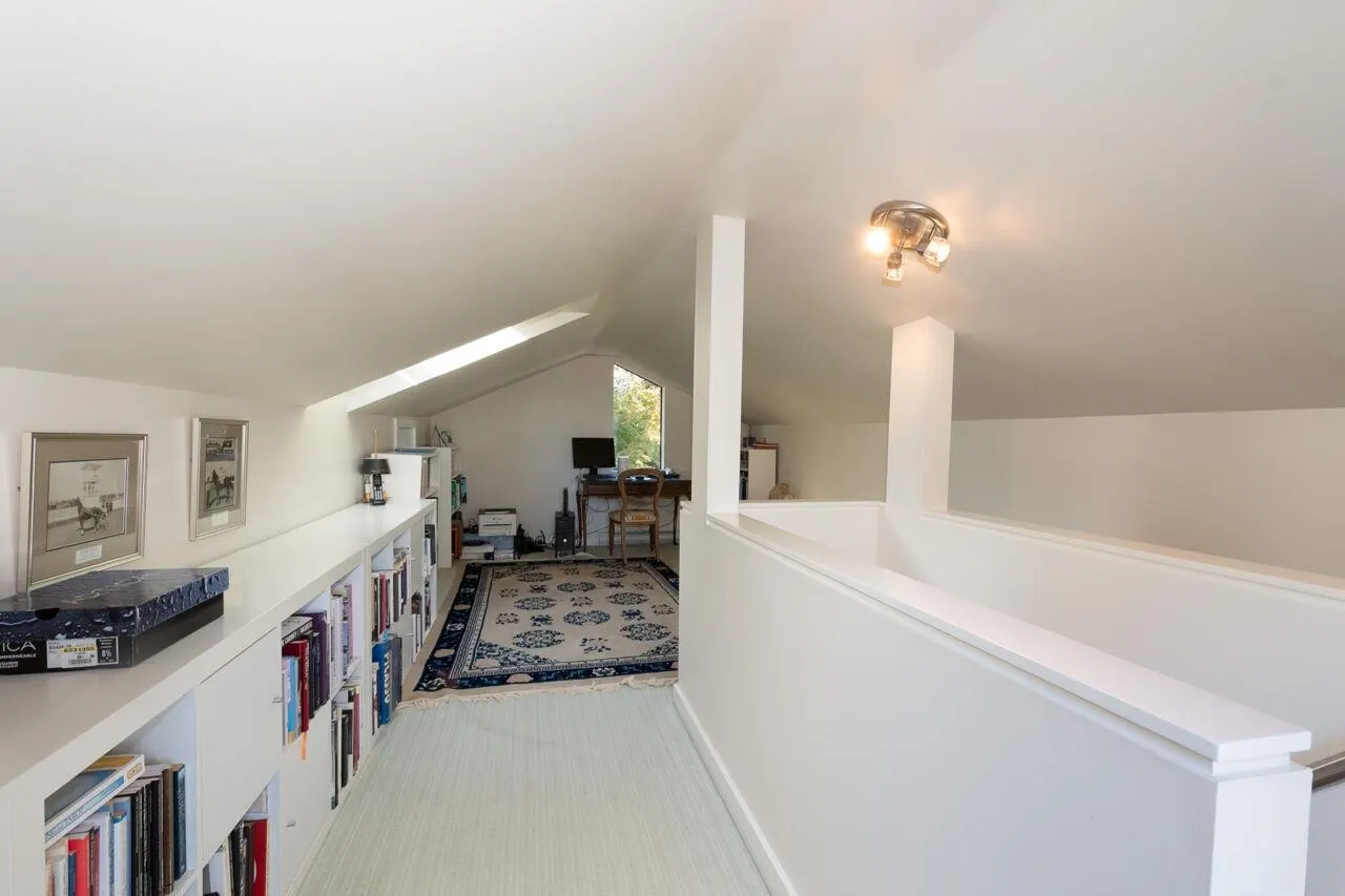 1896 Bellevue Avenue