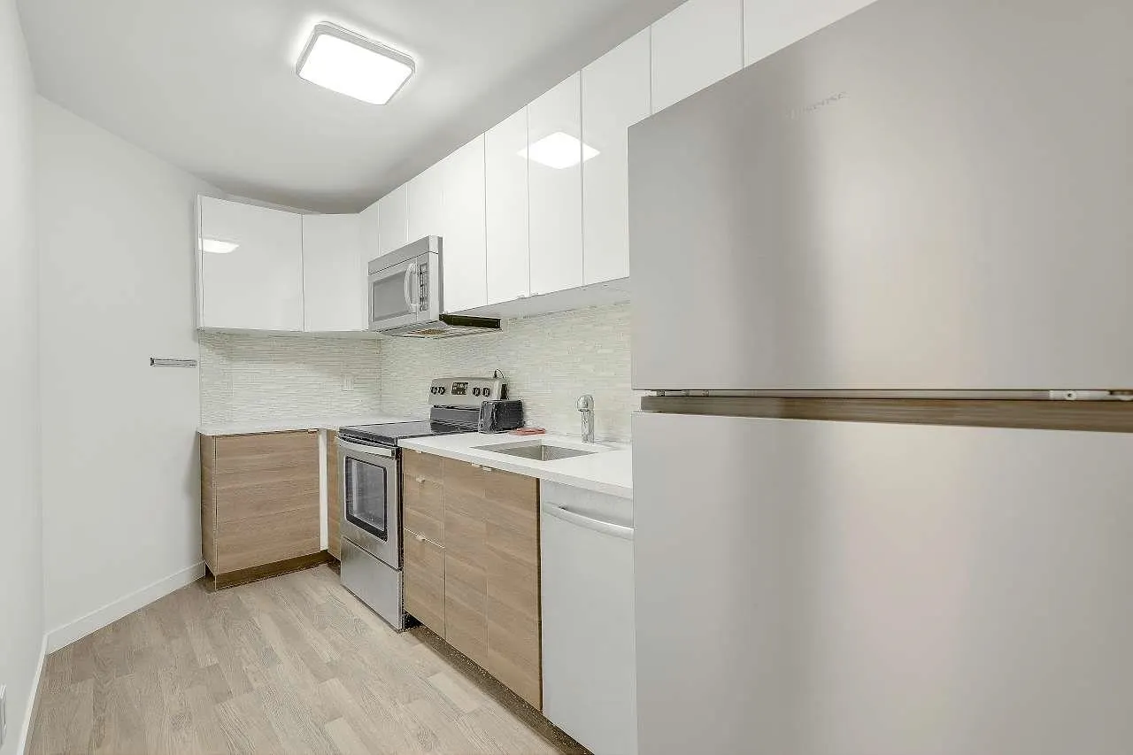1106 Pacific Street #208