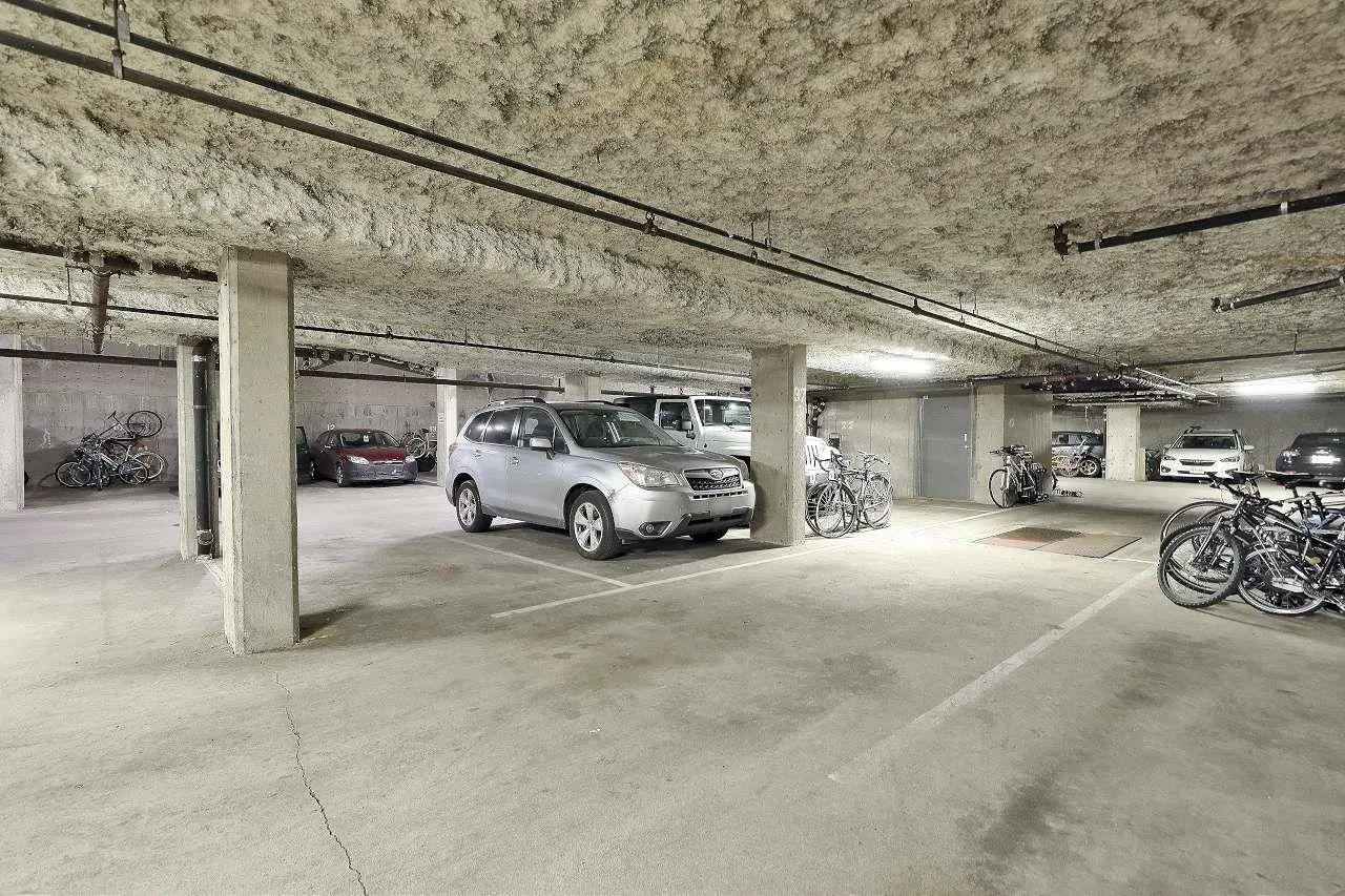 1106 Pacific Street #208